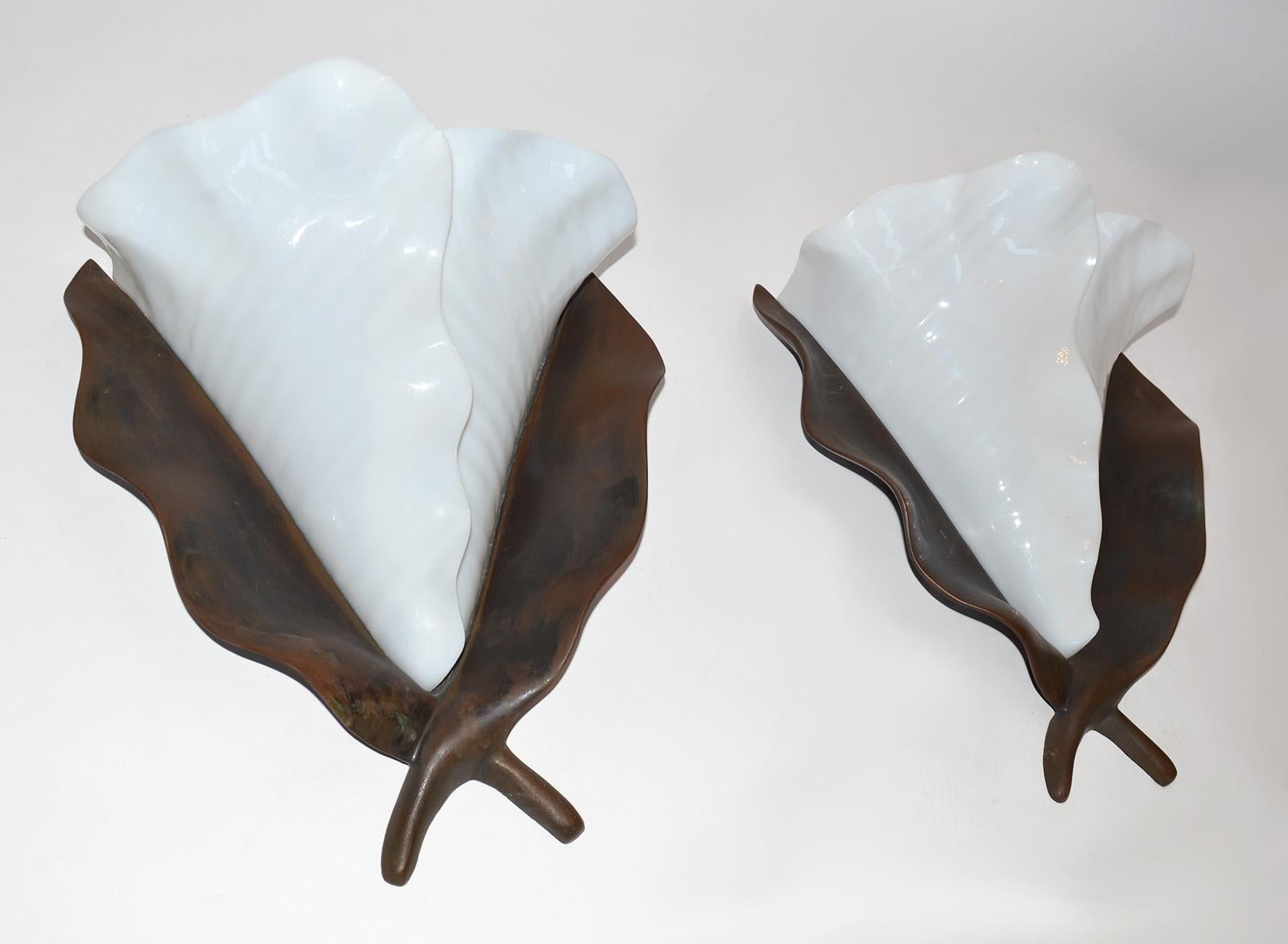 Mid-Century Modern Artisan-crafted Organic Bronze and Glass Sconces by Hilliard Lamps, USA, 1980s For Sale