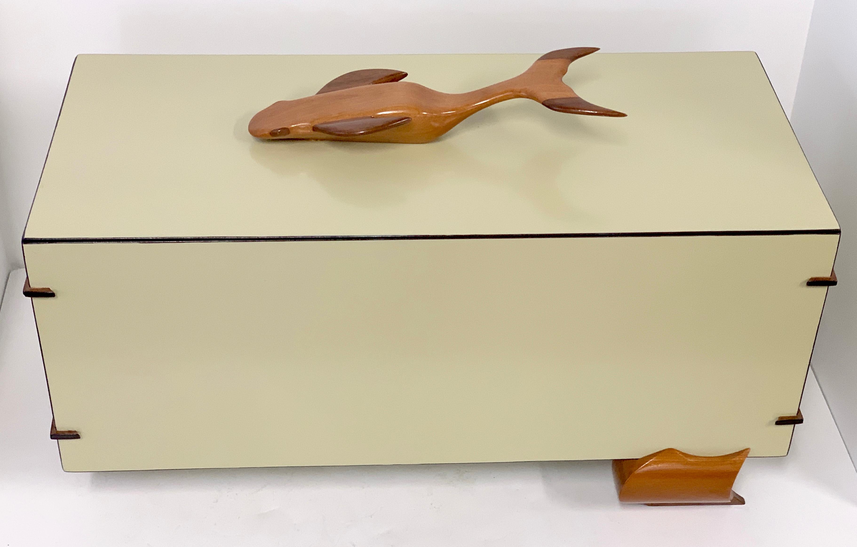 Artisan Craftsman Whale Top Box (amerikanisch) im Angebot