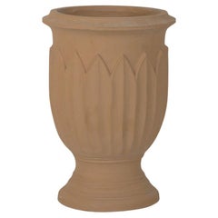 Jardinera artesana de terracota natural en forma de taza Diseño clásico Acabado personalizado disponible