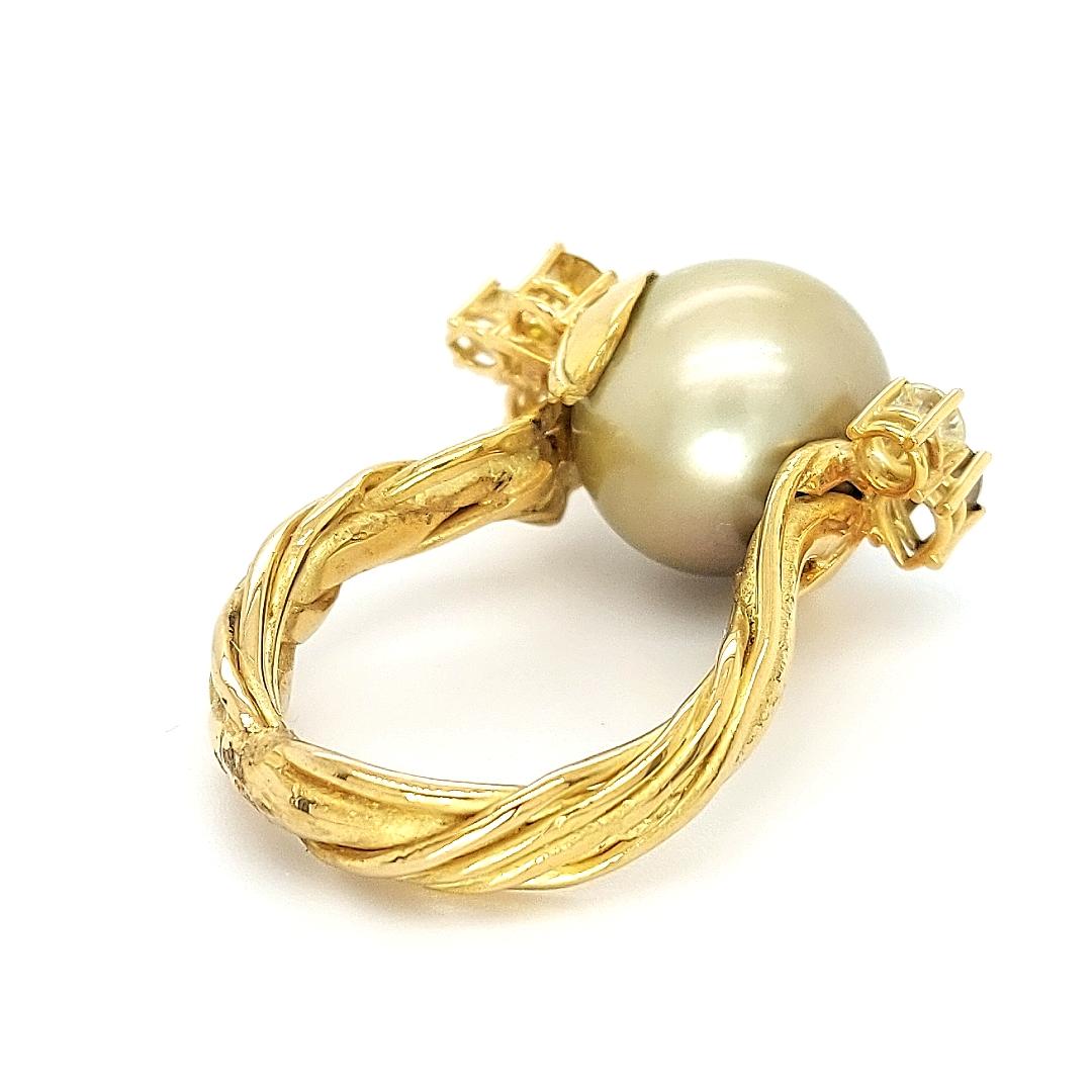 18kt Yellow Gold Artisan De Saedeleer Tahiti Pearl and 1.22ct Diamonds Ring For Sale 5