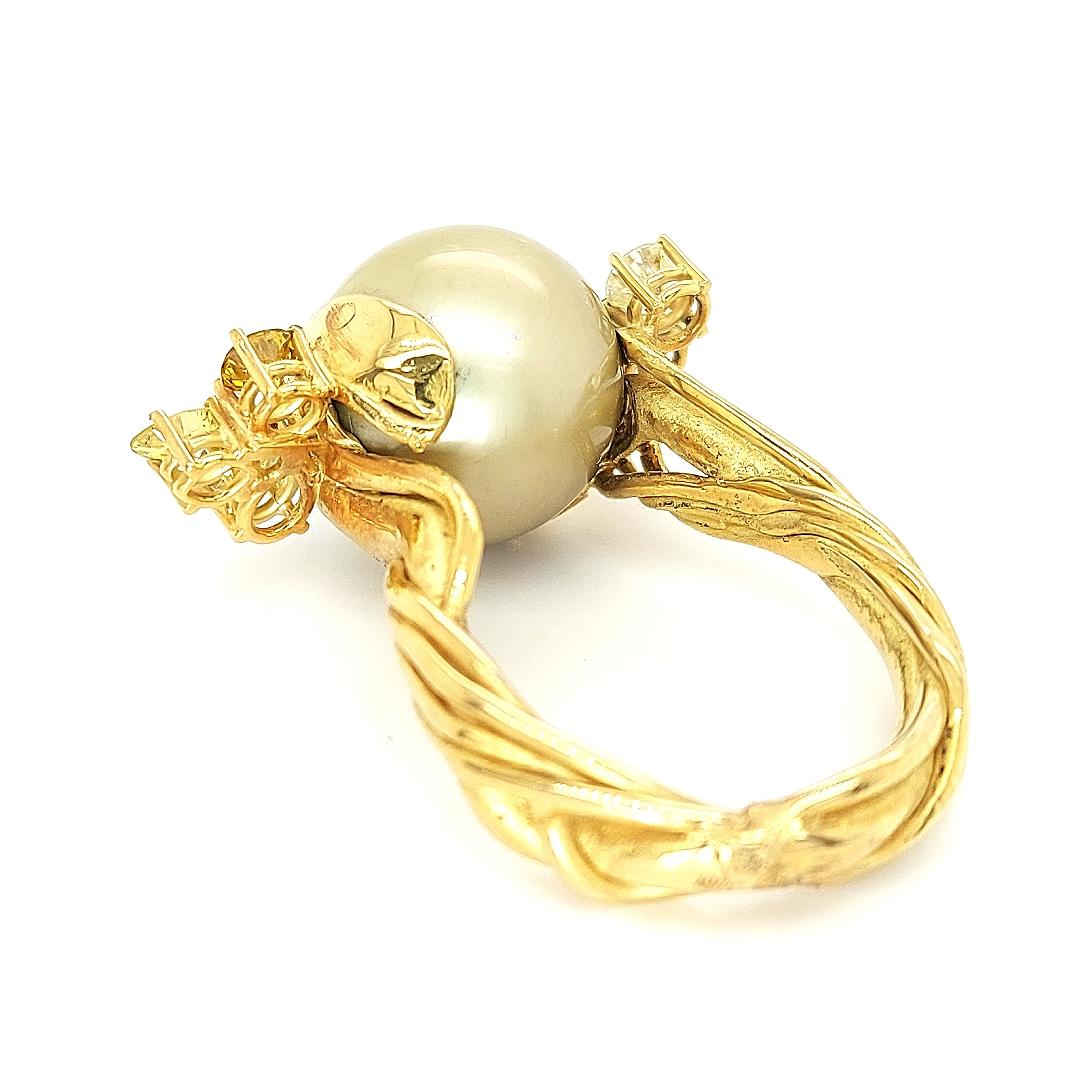 Women's or Men's 18kt Yellow Gold Artisan De Saedeleer Tahiti Pearl and 1.22ct Diamonds Ring For Sale