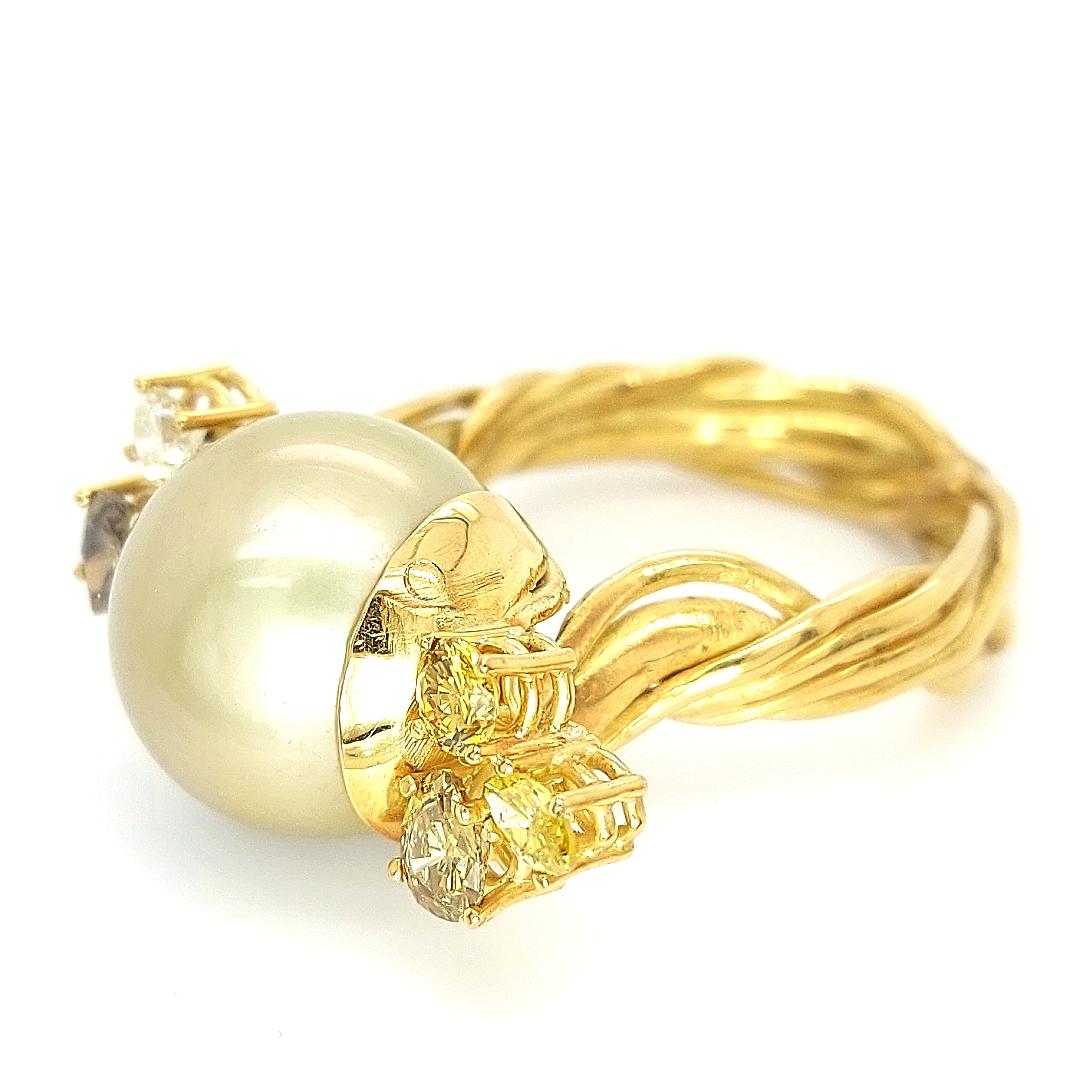 18kt Yellow Gold Artisan De Saedeleer Tahiti Pearl and 1.22ct Diamonds Ring For Sale 3