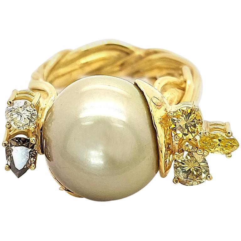 18kt Yellow Gold Artisan De Saedeleer Tahiti Pearl and 1.22ct Diamonds Ring For Sale