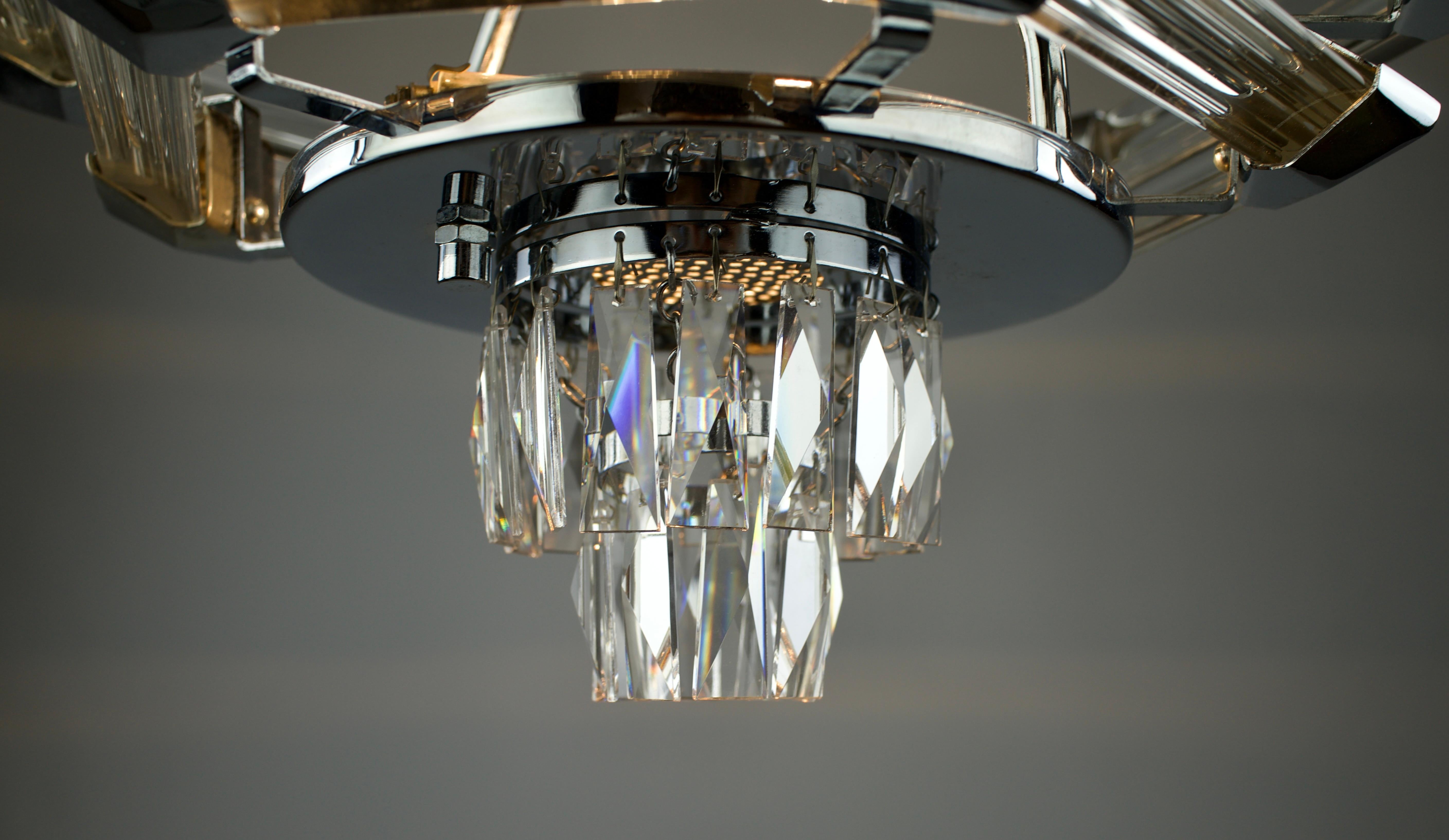 Artisan du Cristal Klein en Baccarat, Lámpara de araña, Francia Principios de la década de 2000 en venta 5