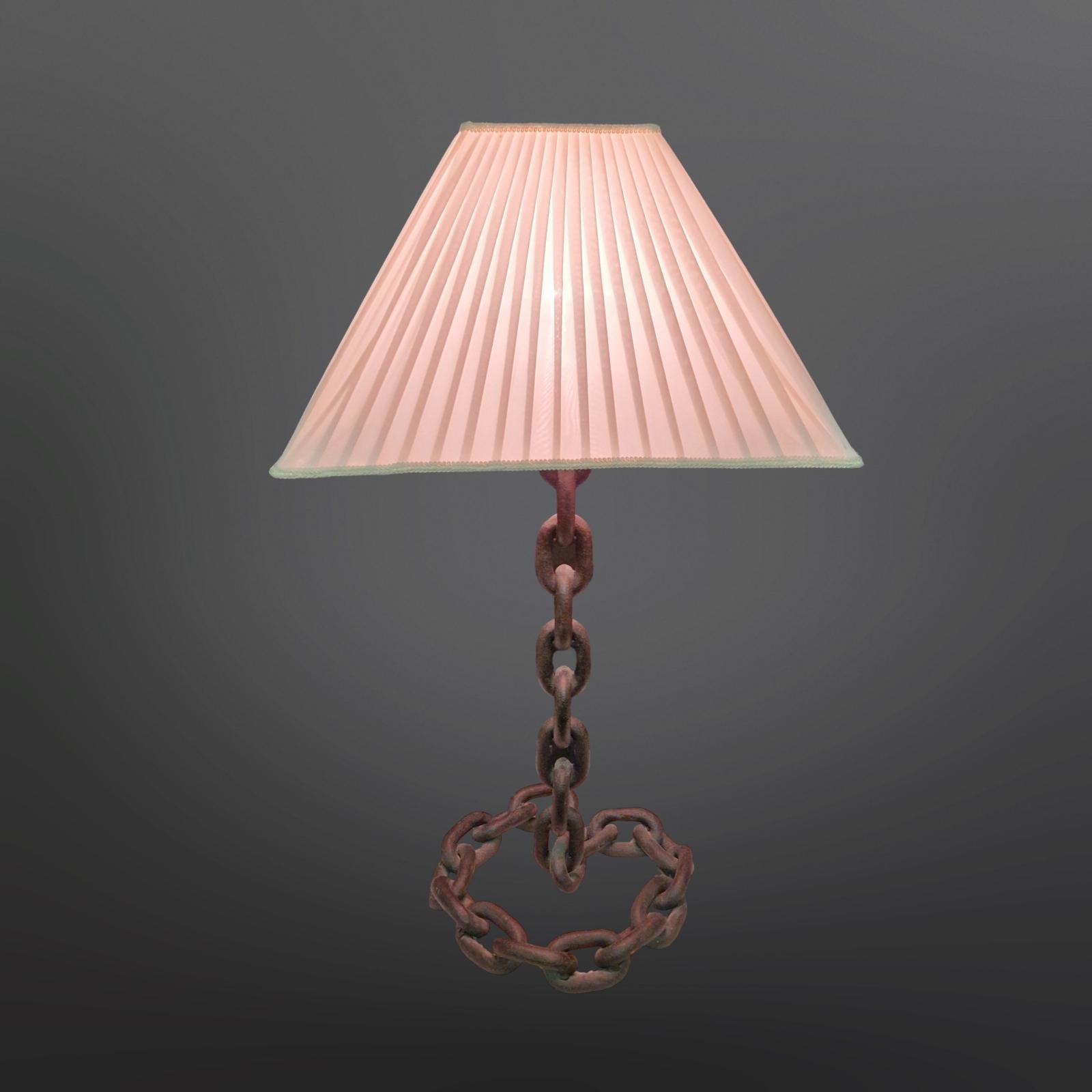 Iron Artisan French chain table lamp, France 1960s For Sale