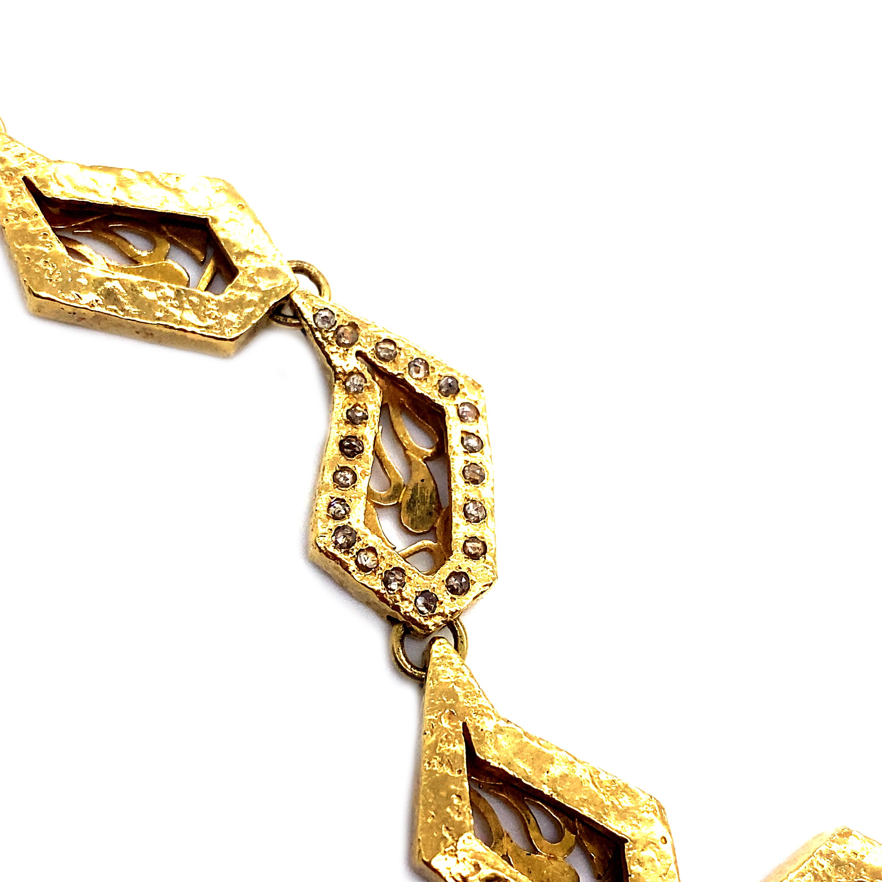 Contemporain Bracelet artisanal en or à motif cachemire avec diamants de 0,34 carat taillés en rose en vente