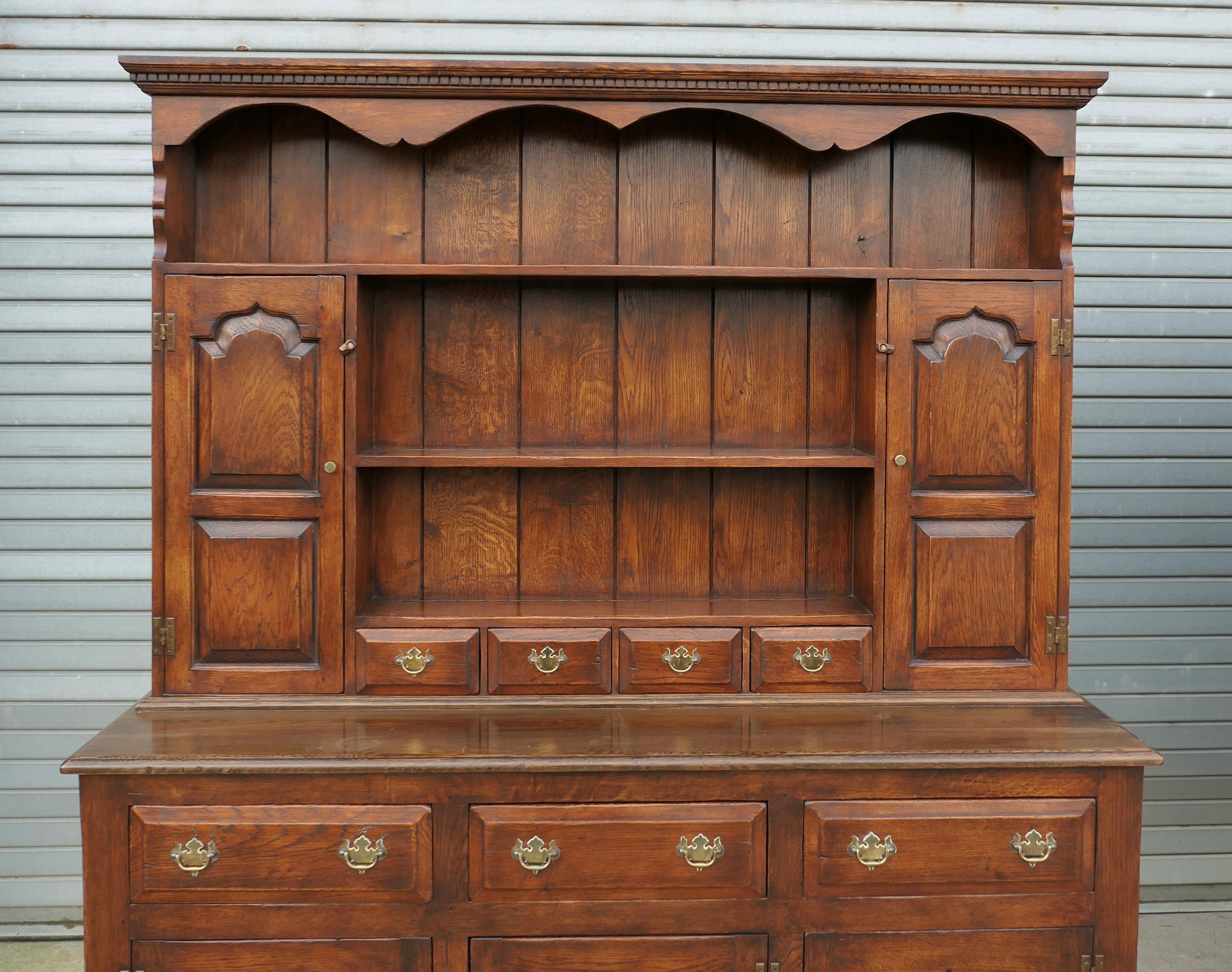 Artisan Hand Made Period Oak Style Dresser  A Superbly Crafted piece For Sale 2
