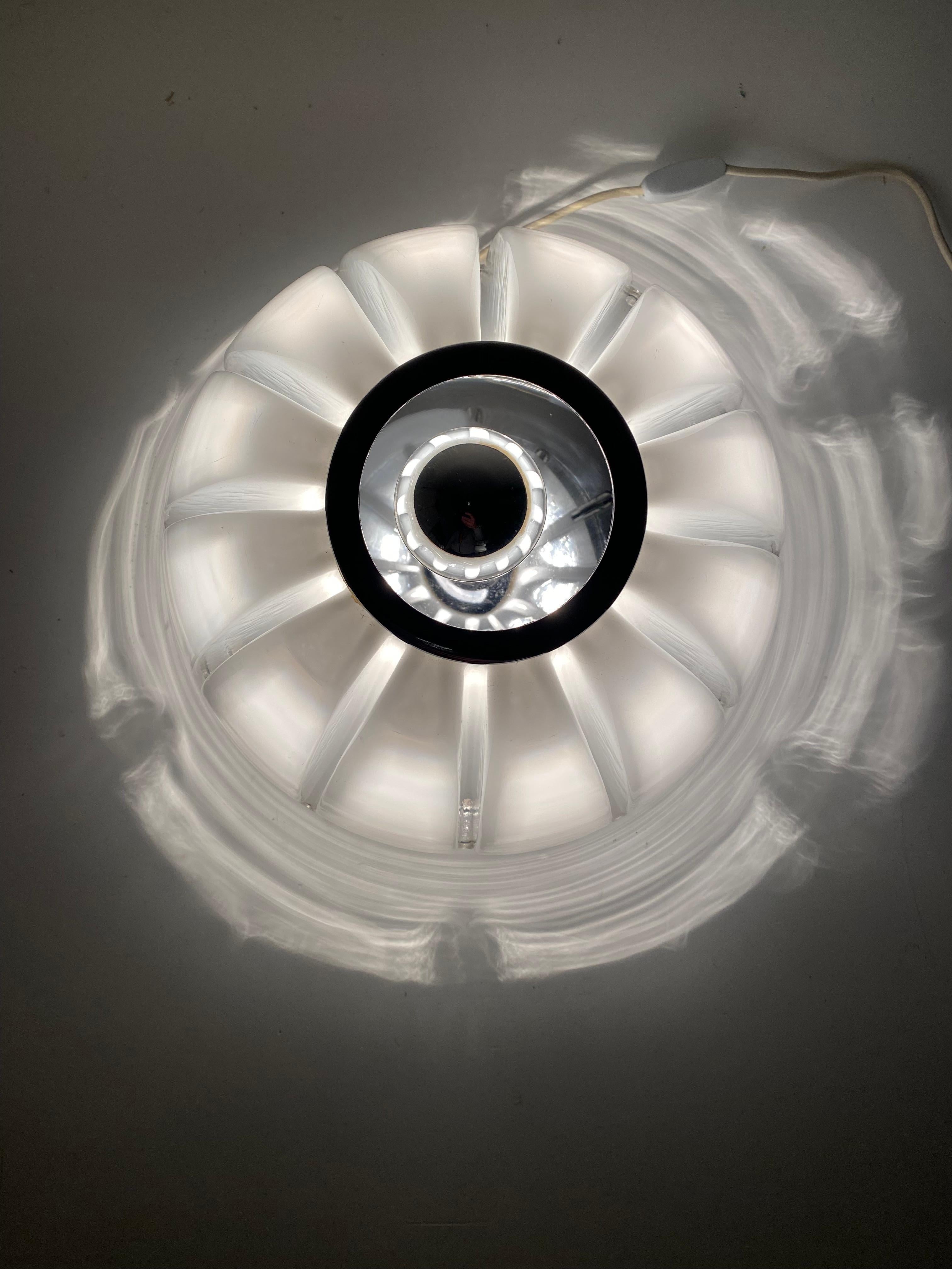 Mid-Century Modern Lampe de bureau en verre faite main par Toni Zuccheri pour VeArt  Italie années 1970 en vente