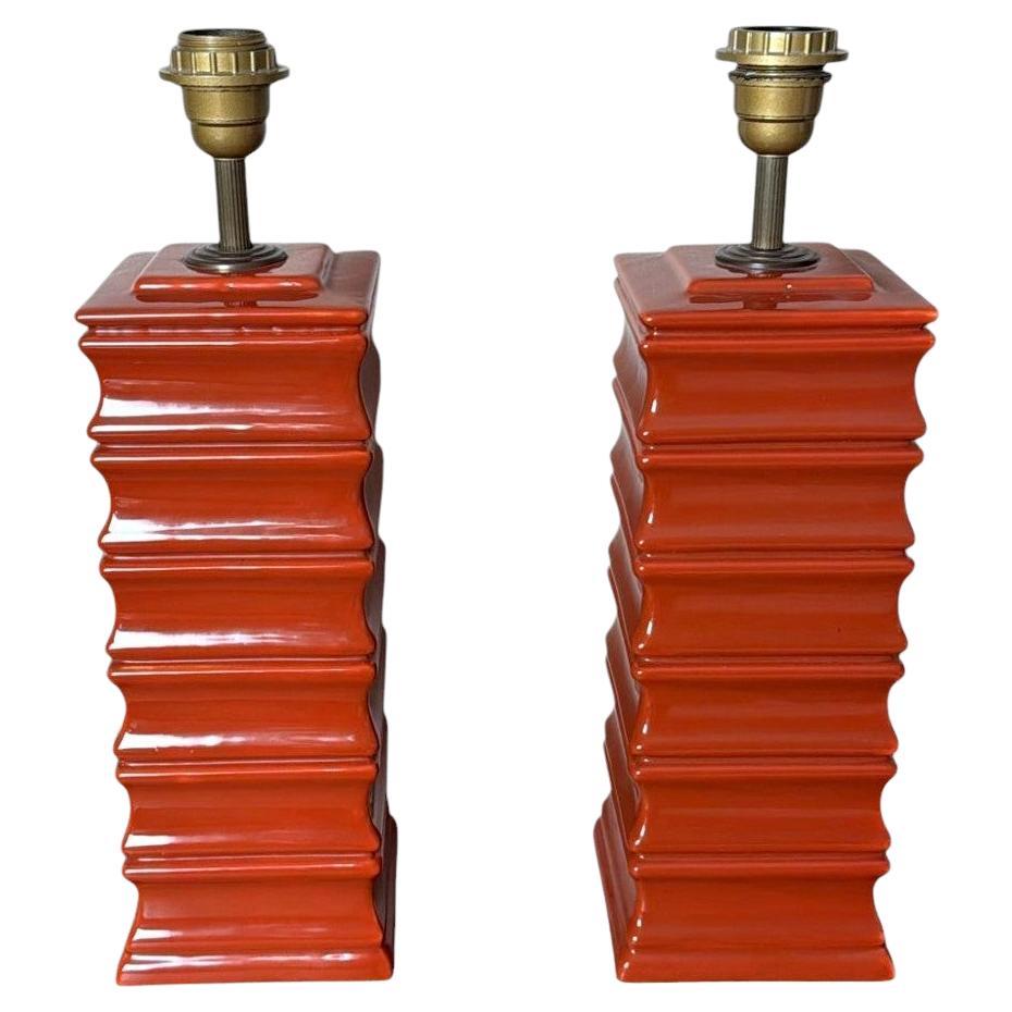 Paire de lampes italiennes artisanales en céramique émaillée rouge (abat-jour non inclus)