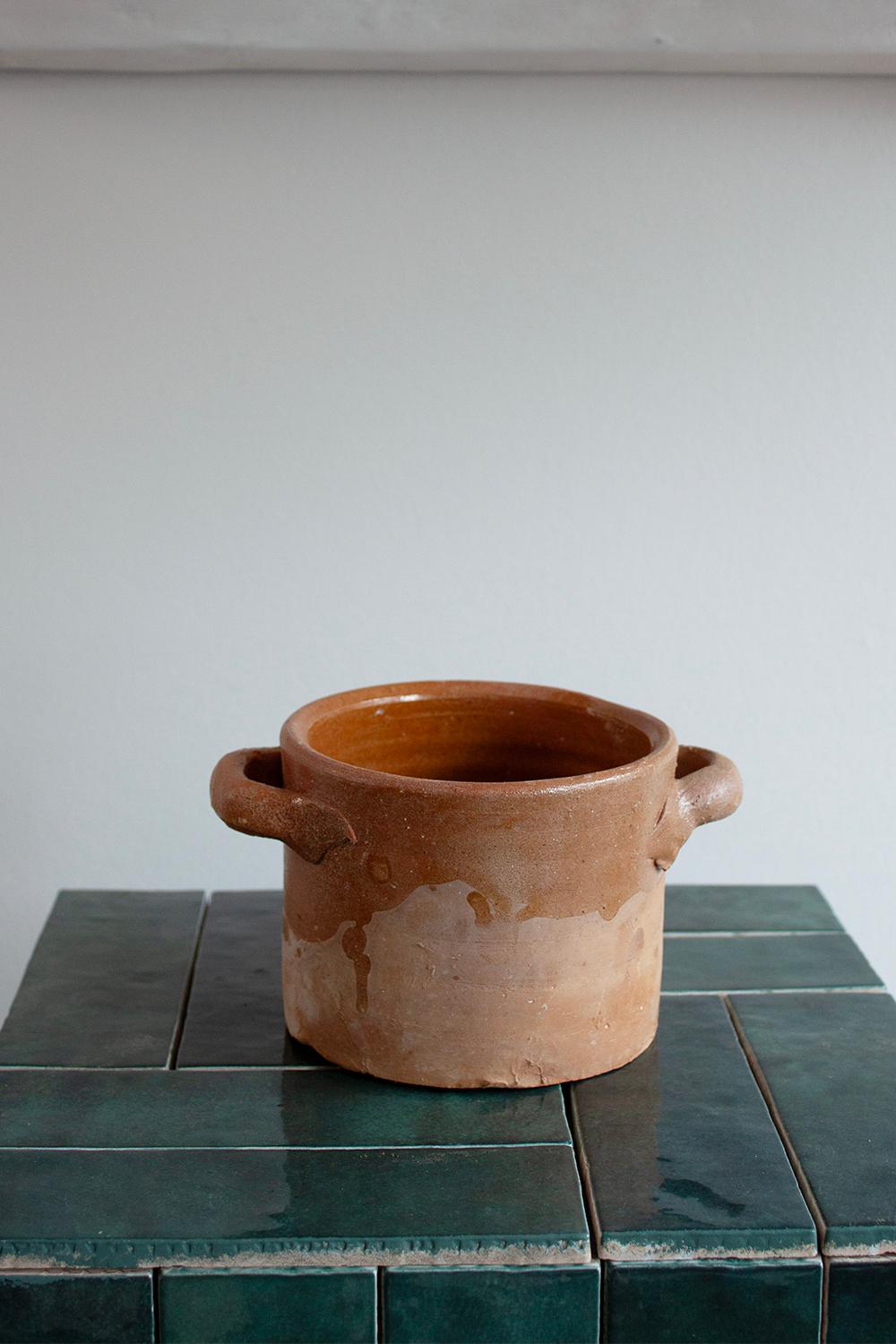 Glazed Artisan Made German Country Style Terracotta brown Glaze Kitchen Pot For Sale