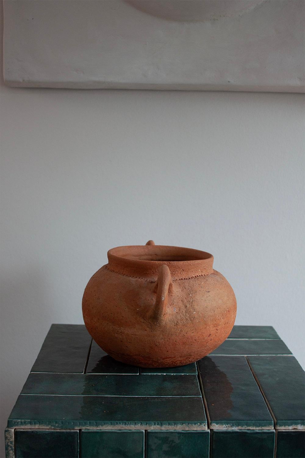 Artisan Made German Small Terracotta Amphora with Wrap Around Decoration For Sale 1