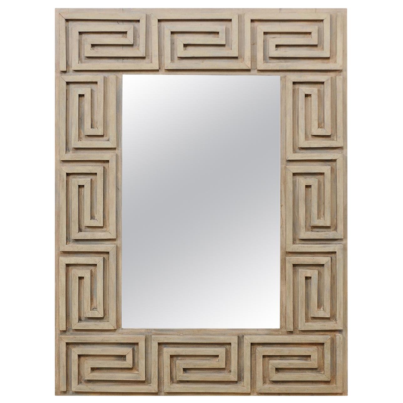 Miroir rectangulaire artisanal en bois sculpté et peint:: avec clé grecque