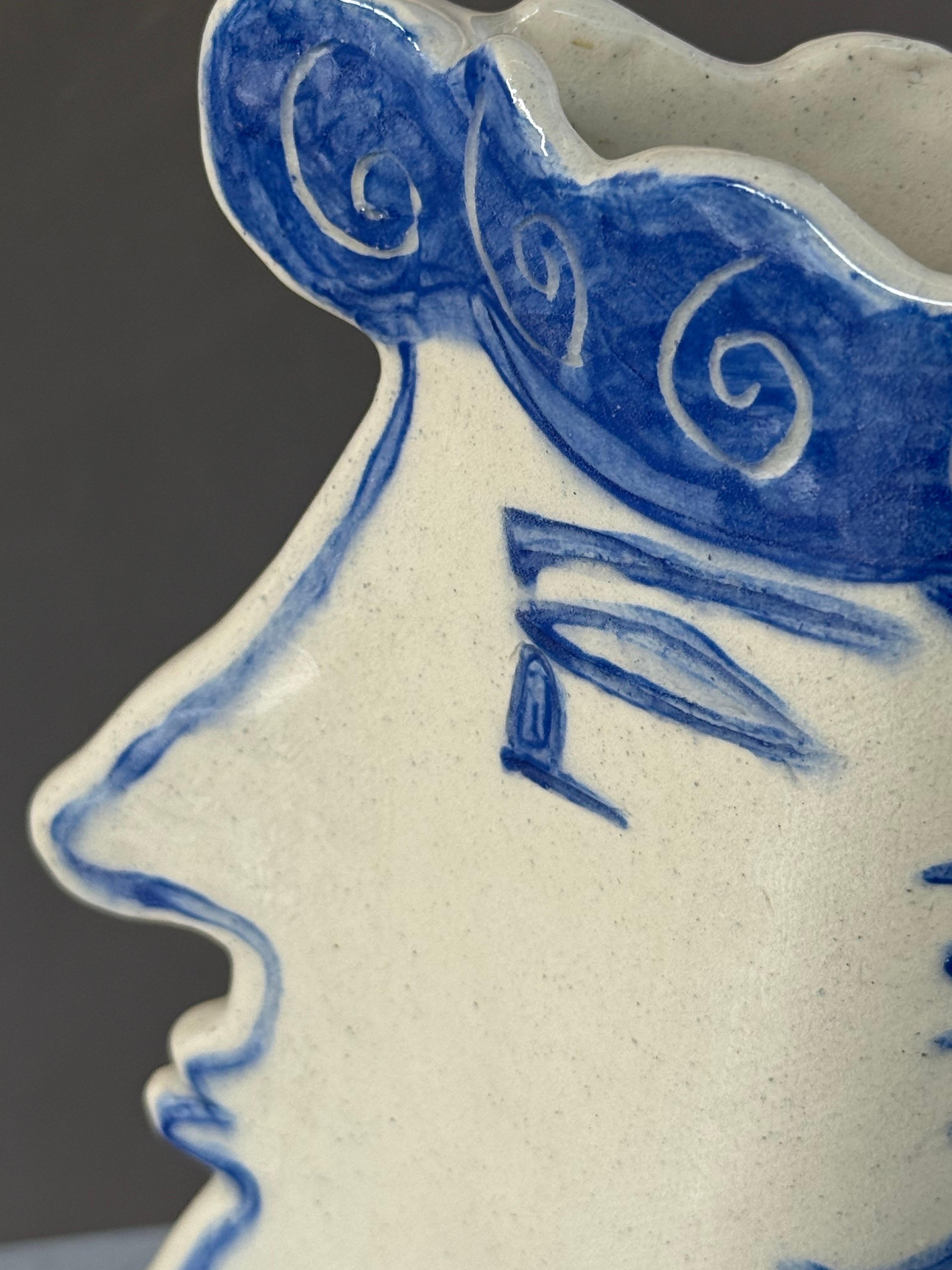 Ceramica Vaso artigianale con volto maschile in vendita