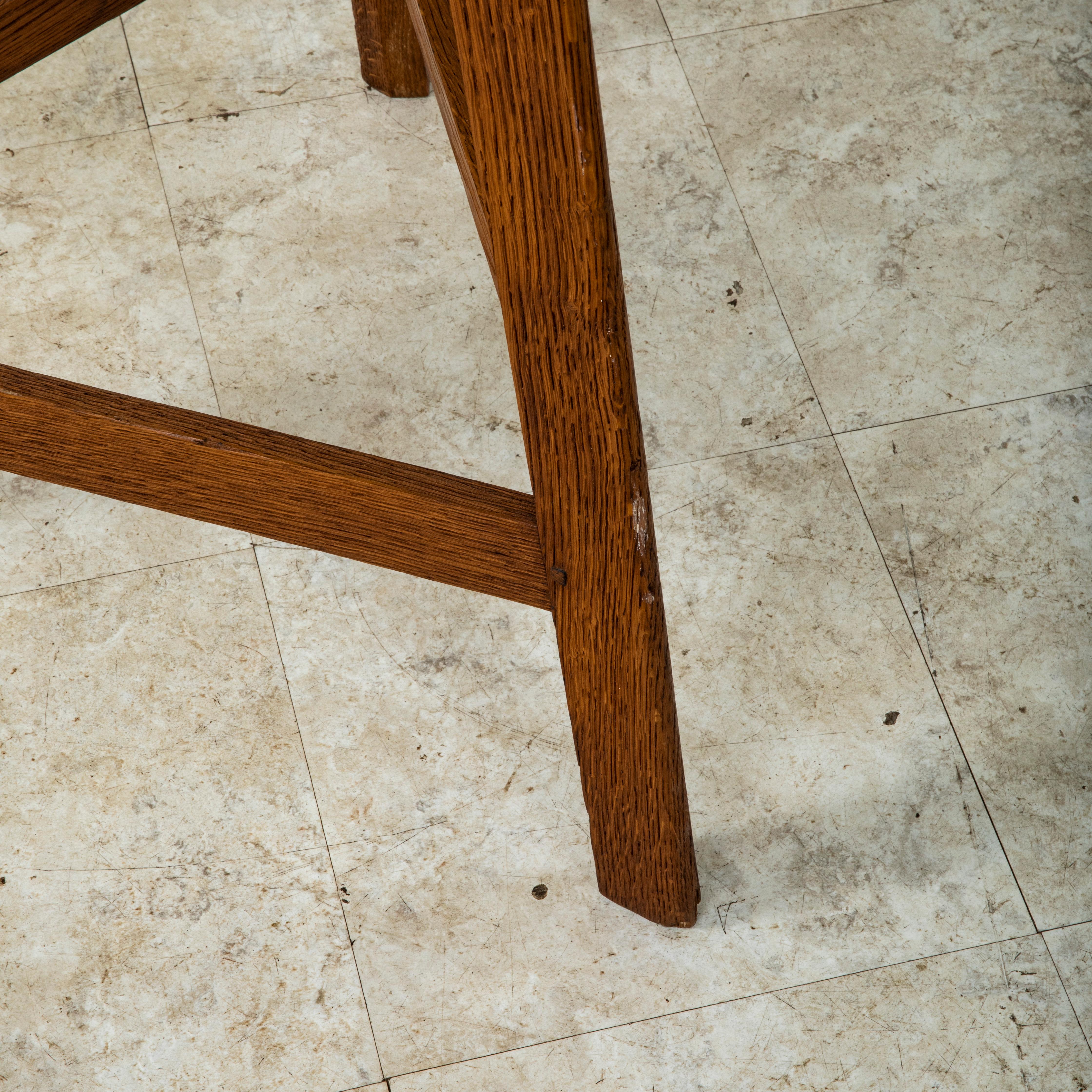 Artisan-Made Oak French Sculptor's Stand With Rotating Platform, circa 1900 8