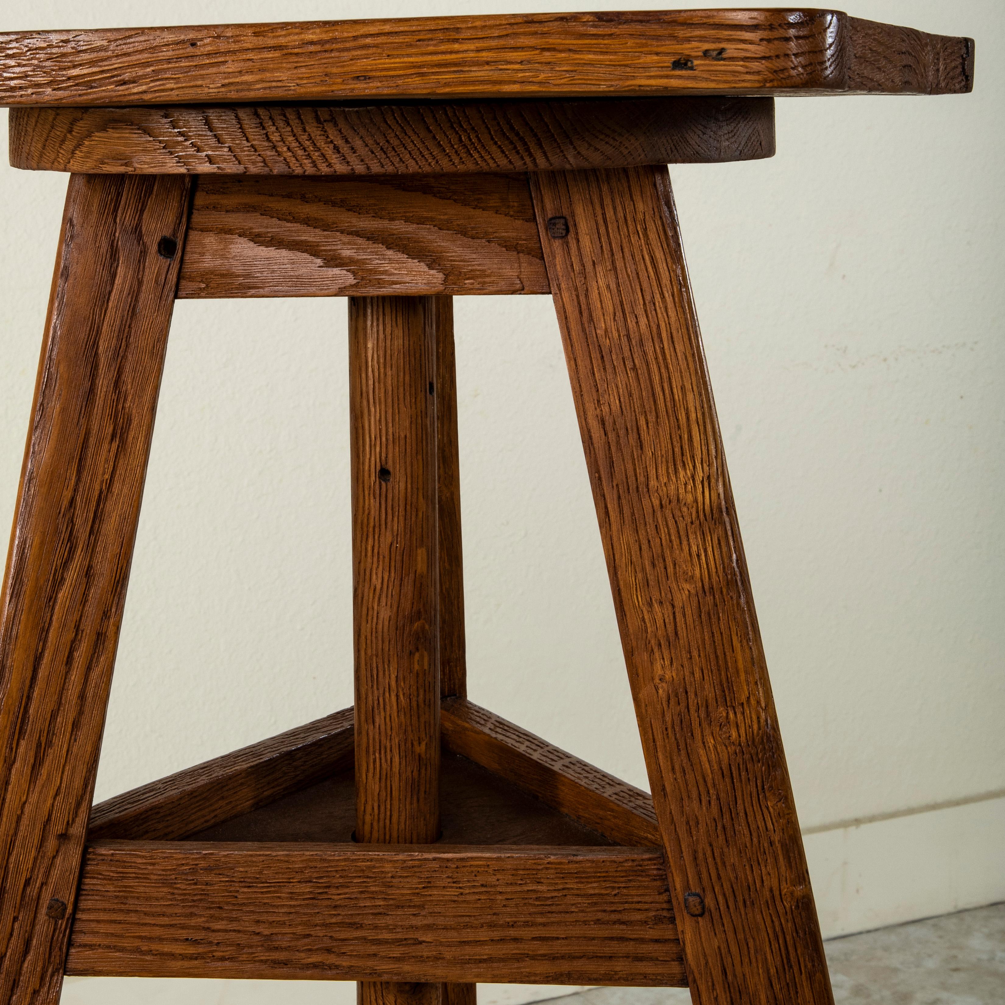 Artisan-Made Oak French Sculptor's Stand With Rotating Platform, circa 1900 5