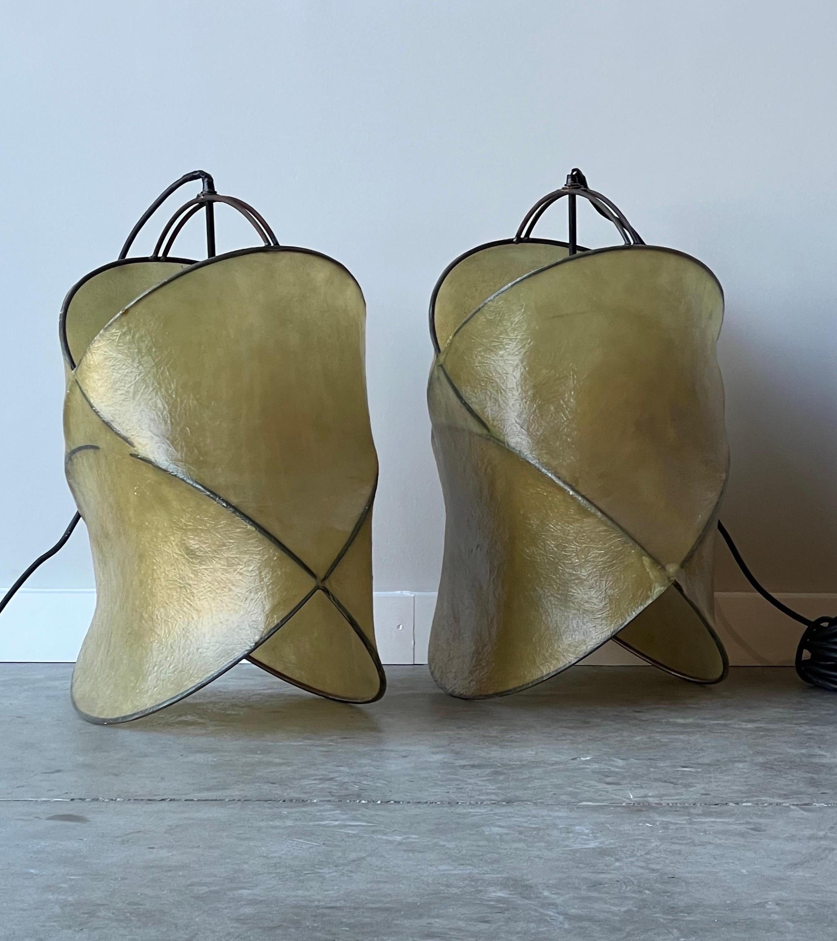 Artisan Made Resin and Steel 'Cocoon' Pendant Lights  For Sale 6