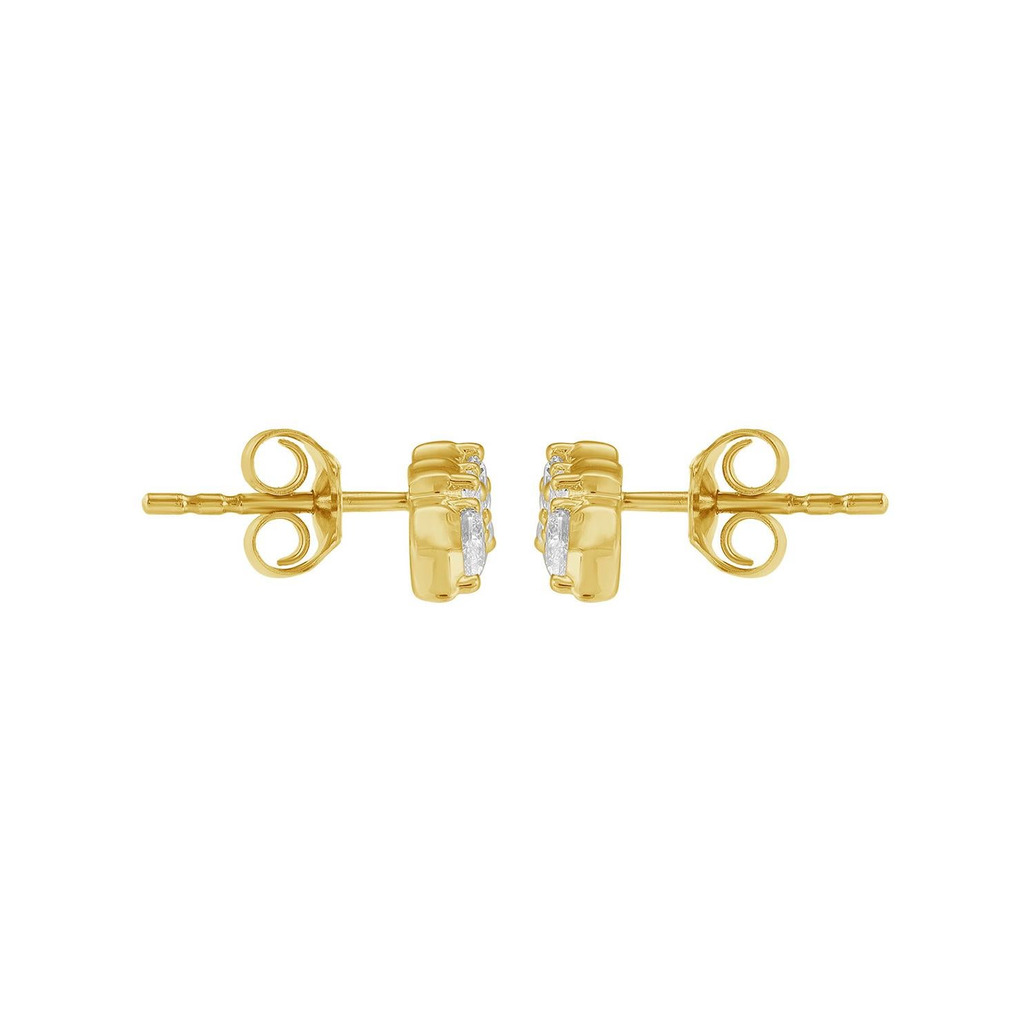 Ces boucles d'oreilles uniques d'Artisan présentent 0,47ct de diamants marquises et ronds sertis dans 1,576g d'or jaune 14K. Le design sculptural suit délicatement la courbe de l'oreille pour un look moderne et étincelant qui passe sans effort de la