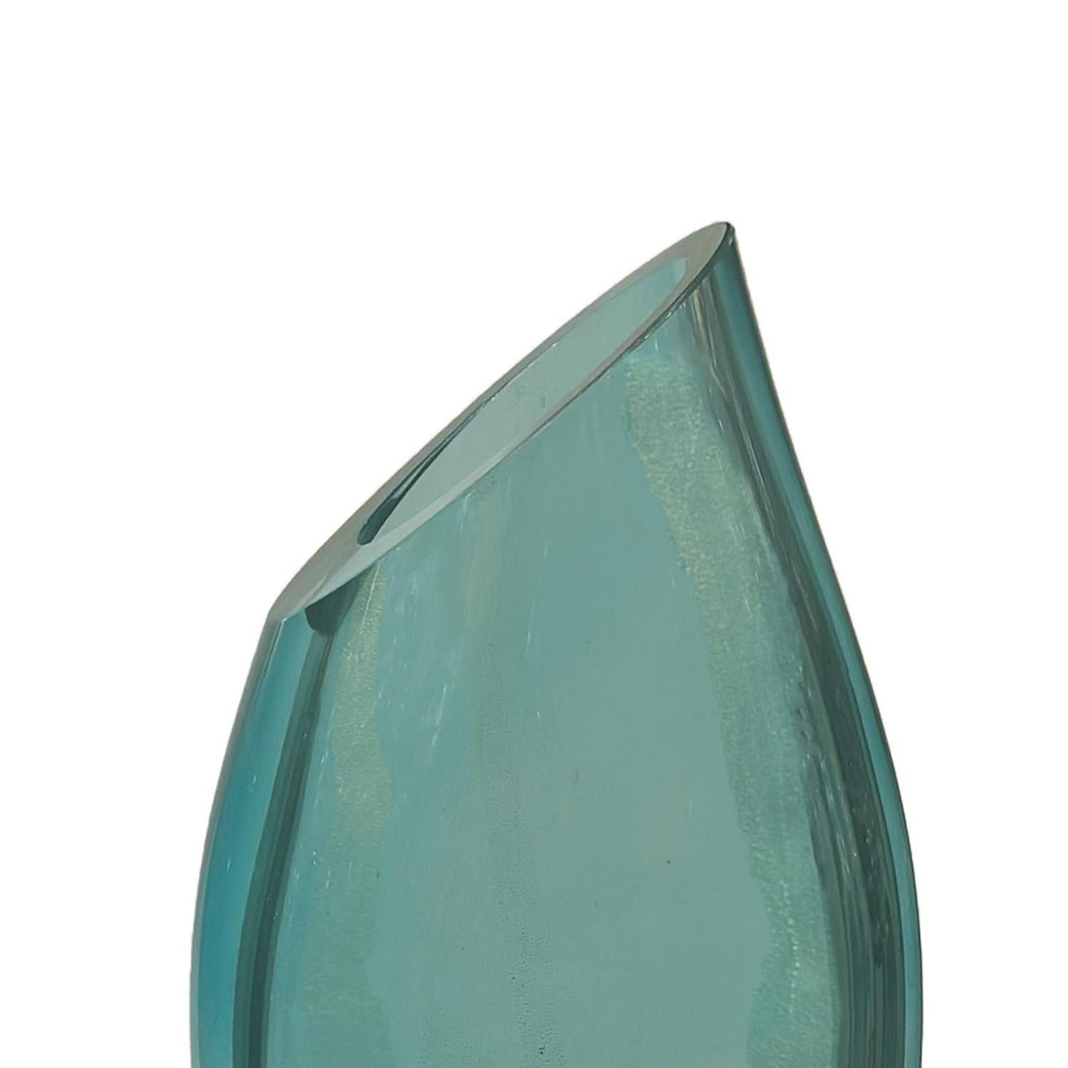 Italiano Vaso artigianale di Murano Glass Sommerso con Avventurina in vendita