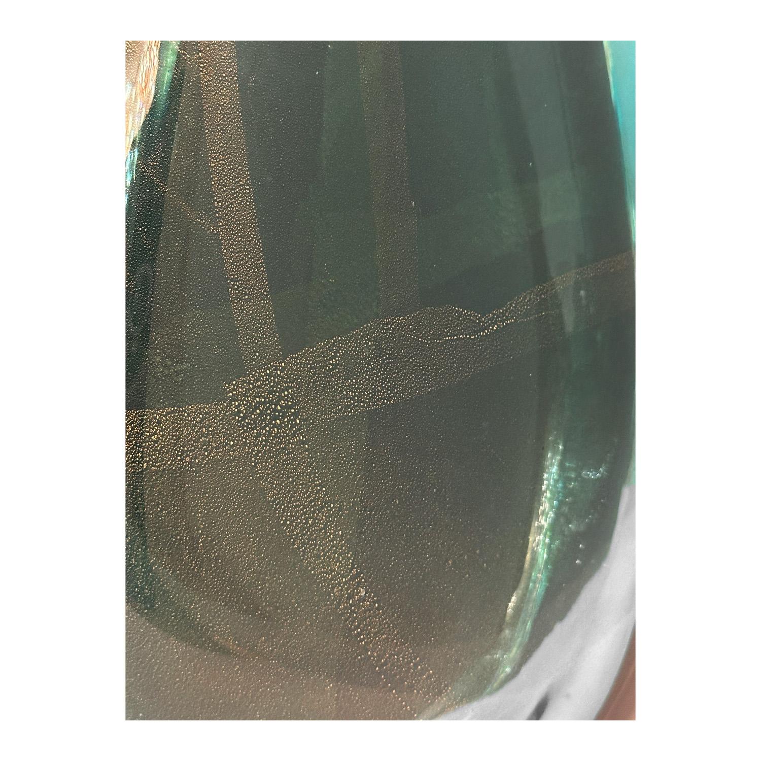 Jarrón Artesano de Murano Glass Sommerso con Avventurina en Nuevo estado para la venta en New York, NY