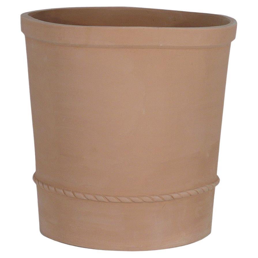 Jardinera Artesana de Terracota Natural Diseño Clásico Acabado Personalizado Disponible en venta