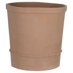 Fioriera artigianale in terracotta naturale Design classico Finitura personalizzata disponibile