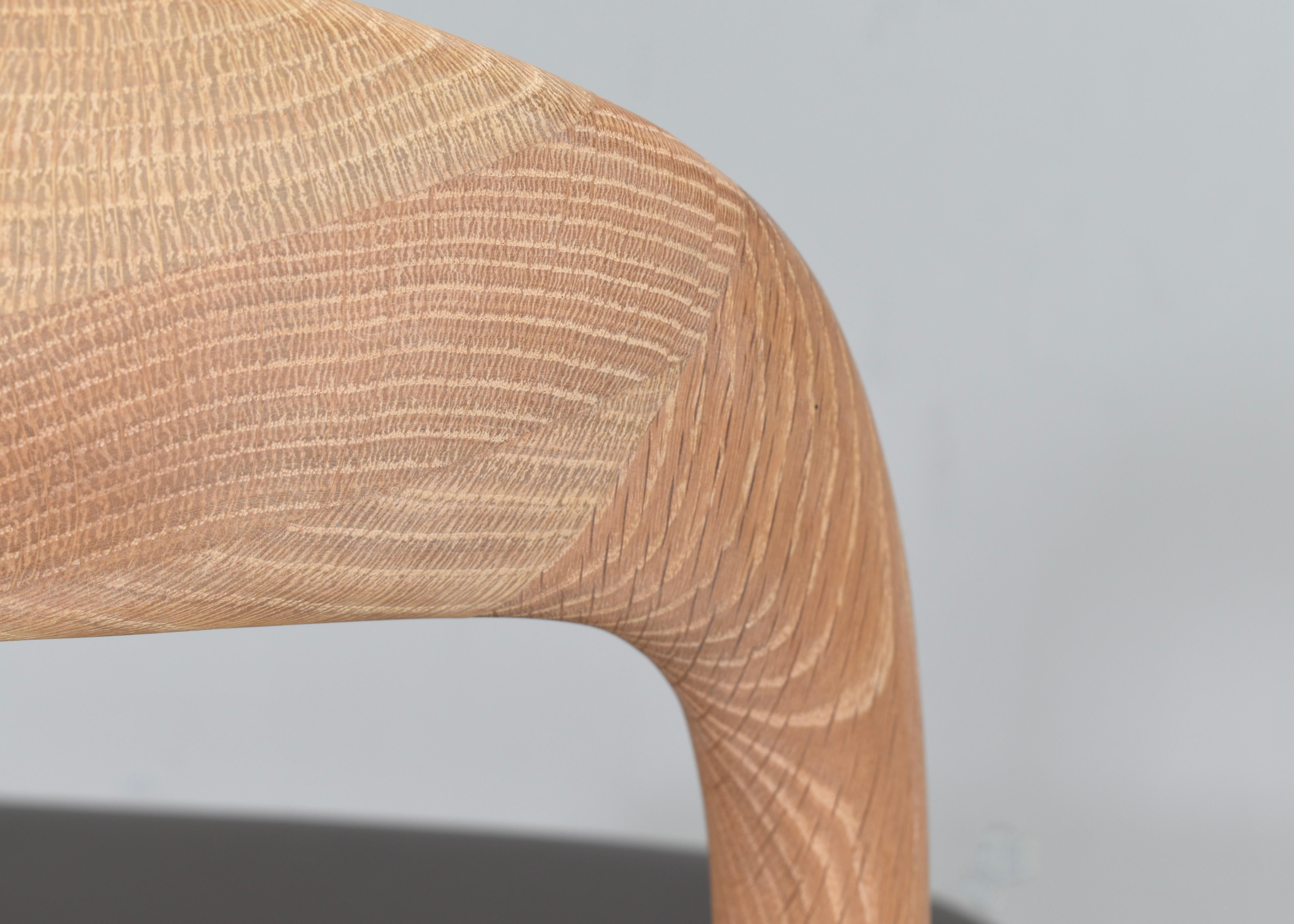 Artisan Neva light chair in oak and leather, Bosnia. For Sale 5
