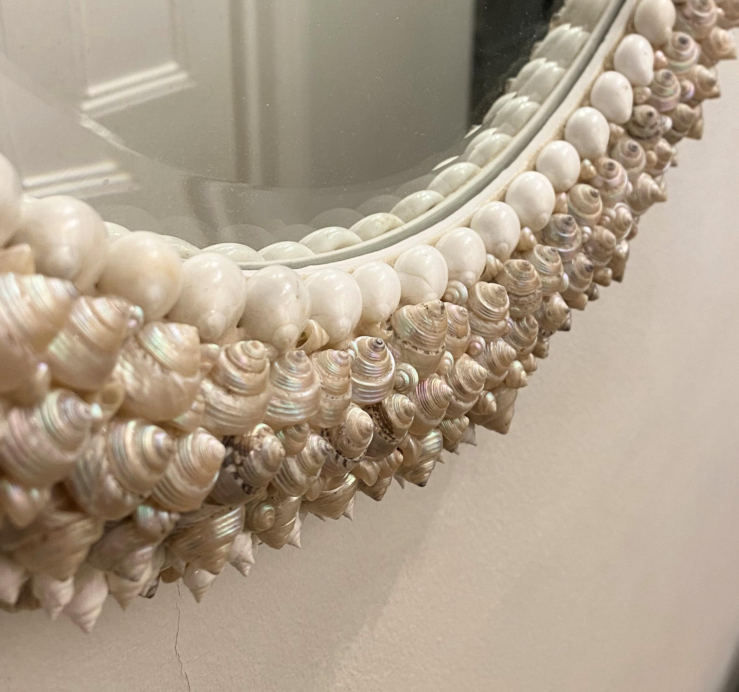 Artisan Pearl Inspired Shell Oval Mirror In New Condition In London, GB