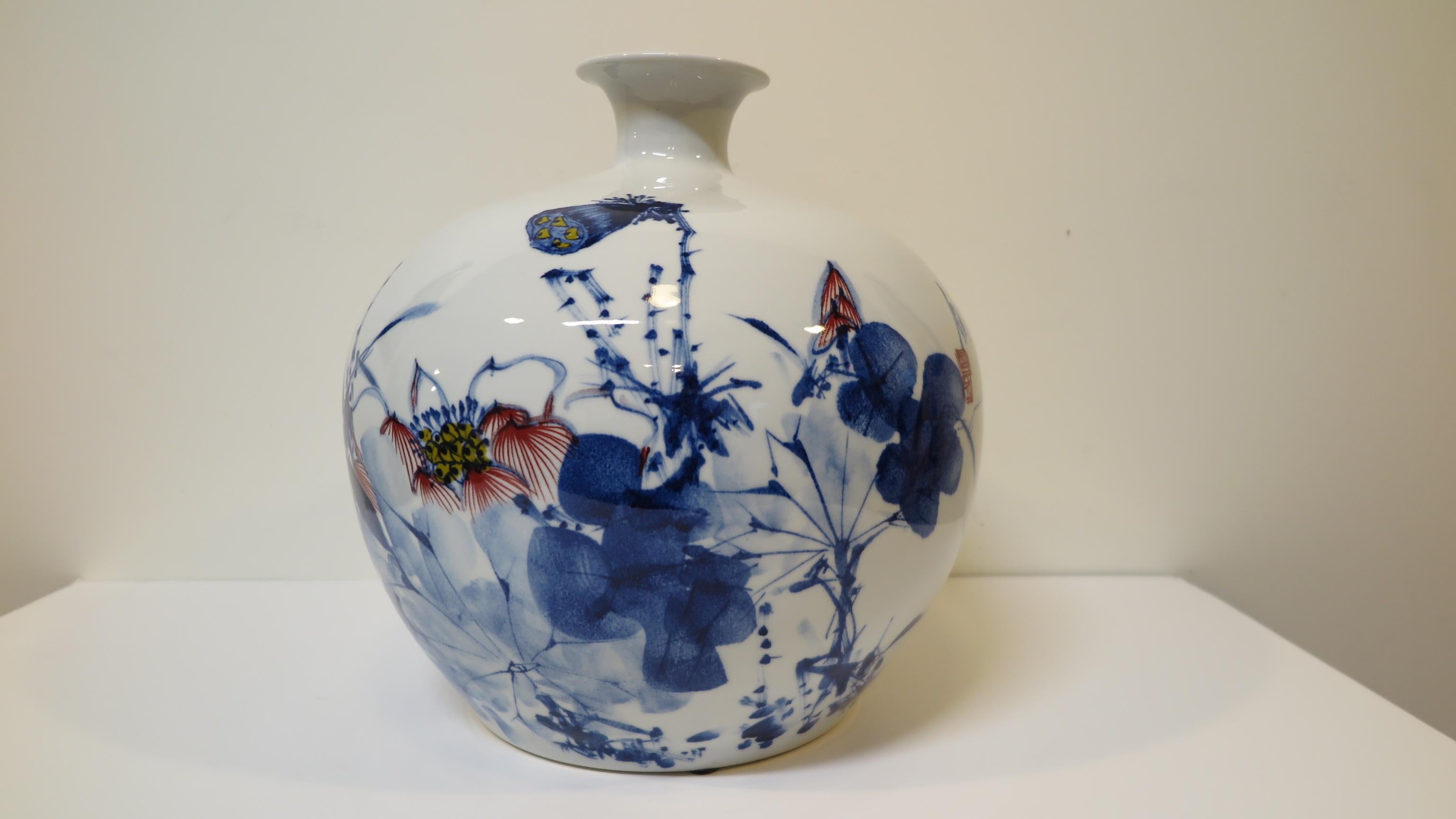 Vase aus handwerklichem Porzellangefäß  im Angebot 3
