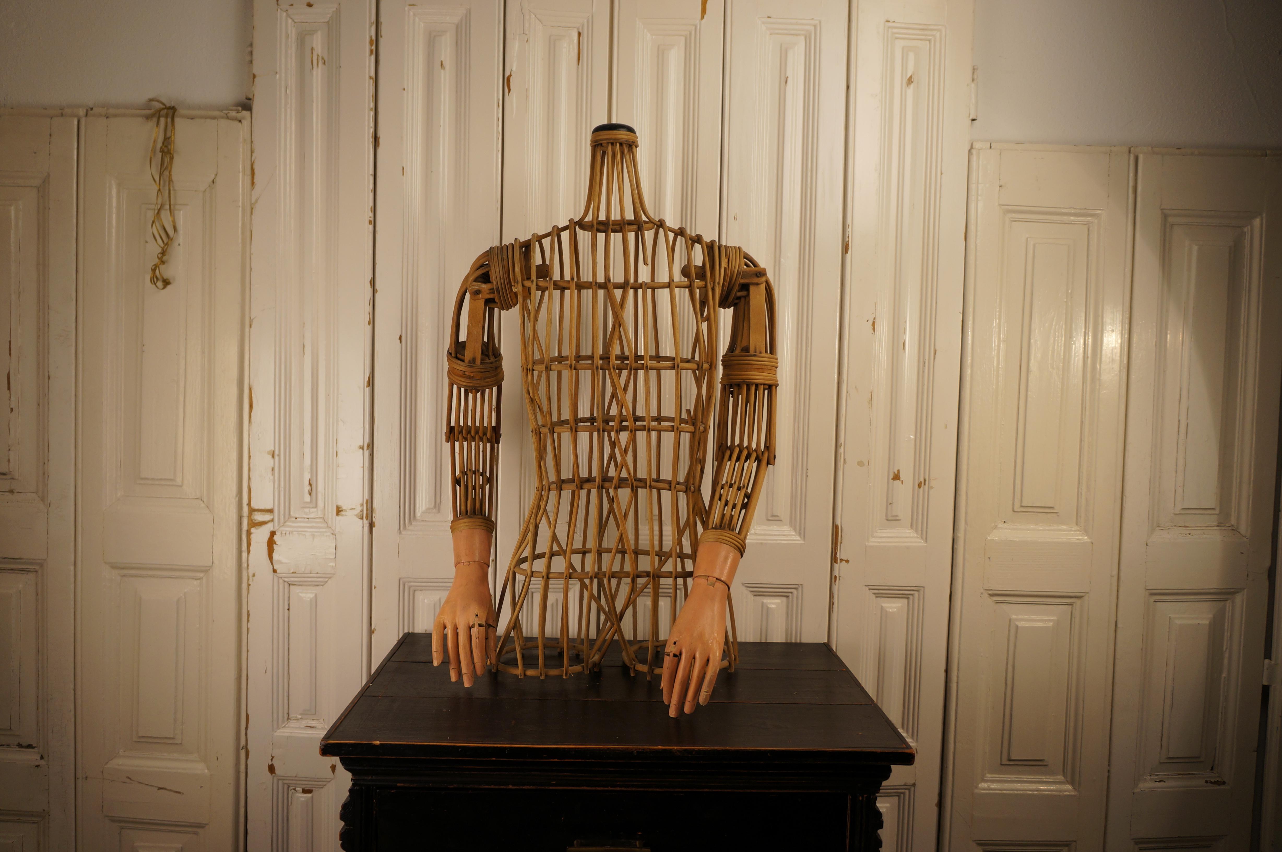 Artisan Rattan Mannequin Bust For Sale 5