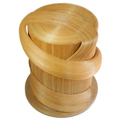 Kunsthandwerklicher skulpturaler Bleistift-Schilfrohr-Rattan-Ess- oder Mitteltisch