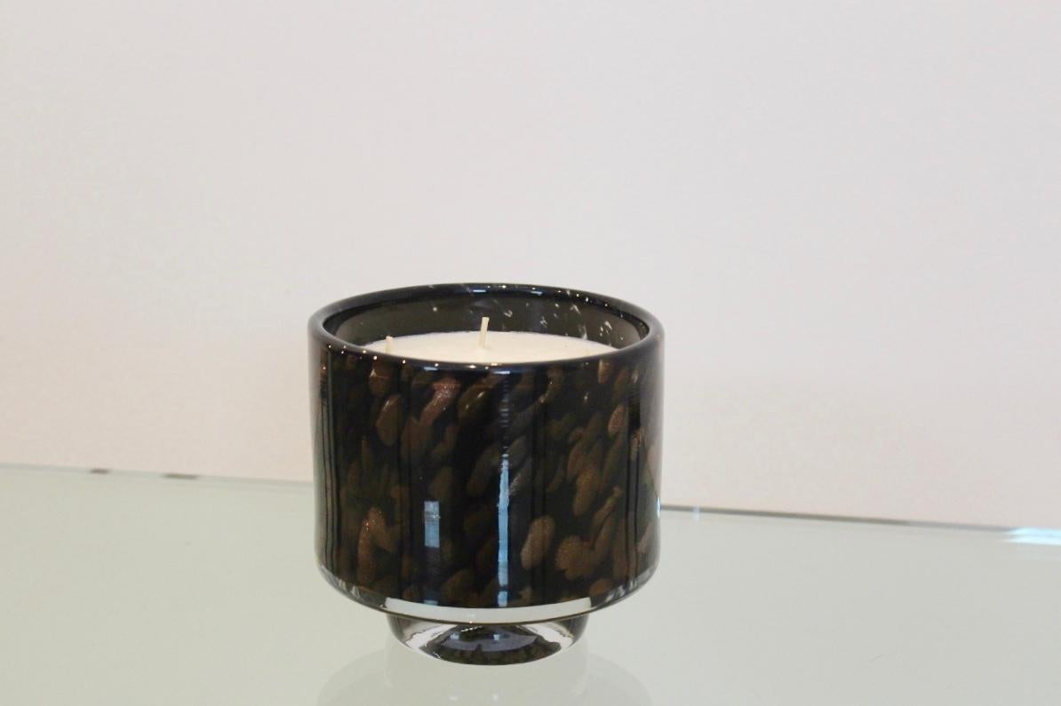 Artisan Set of Hand Blown Leopard Glass Candleholders with Natural Candlewax In New Condition For Sale In Voorburg, NL