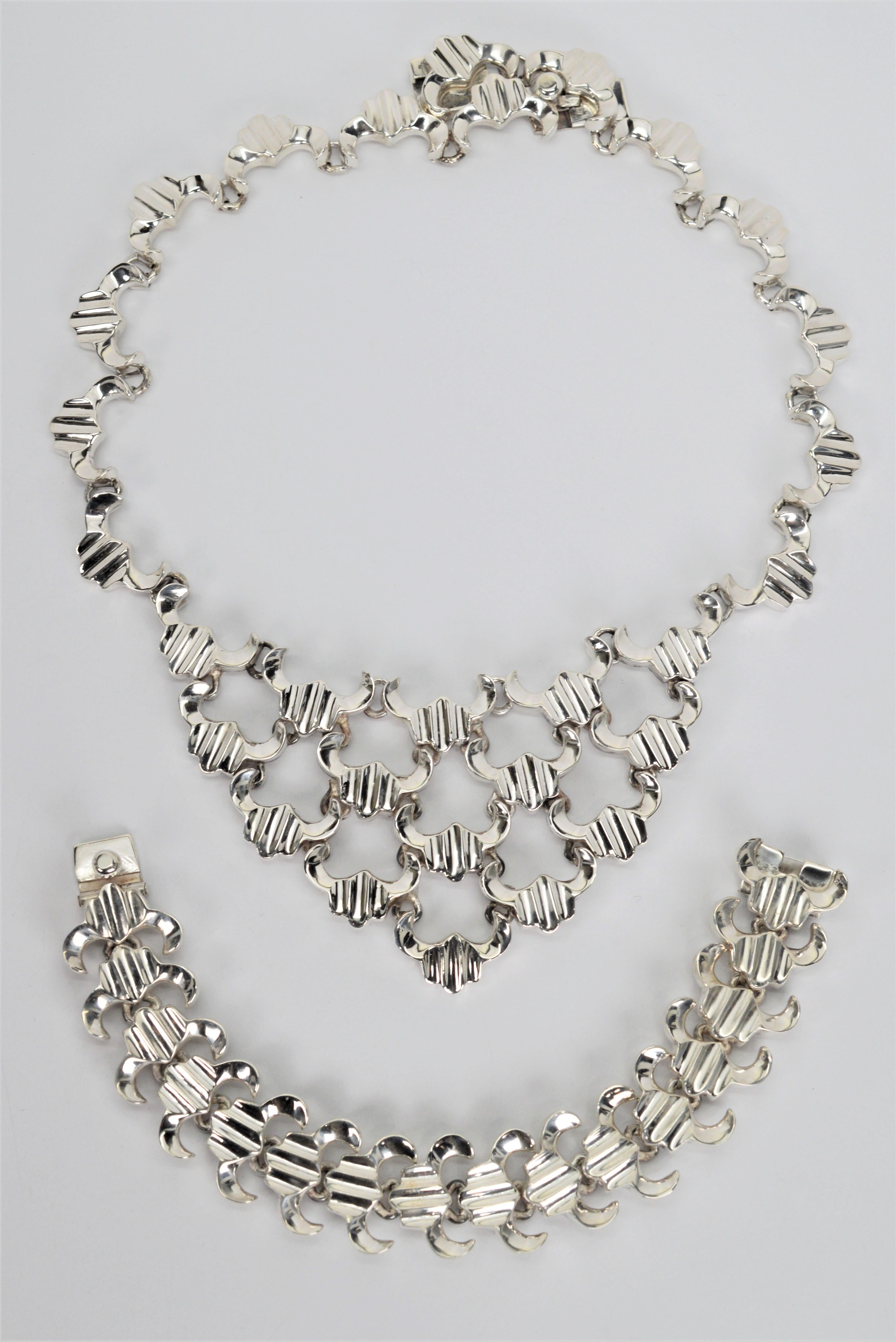 Artisan Sterling Silver Link Triangular Bib Necklace w Matching Bracelet For Sale 7