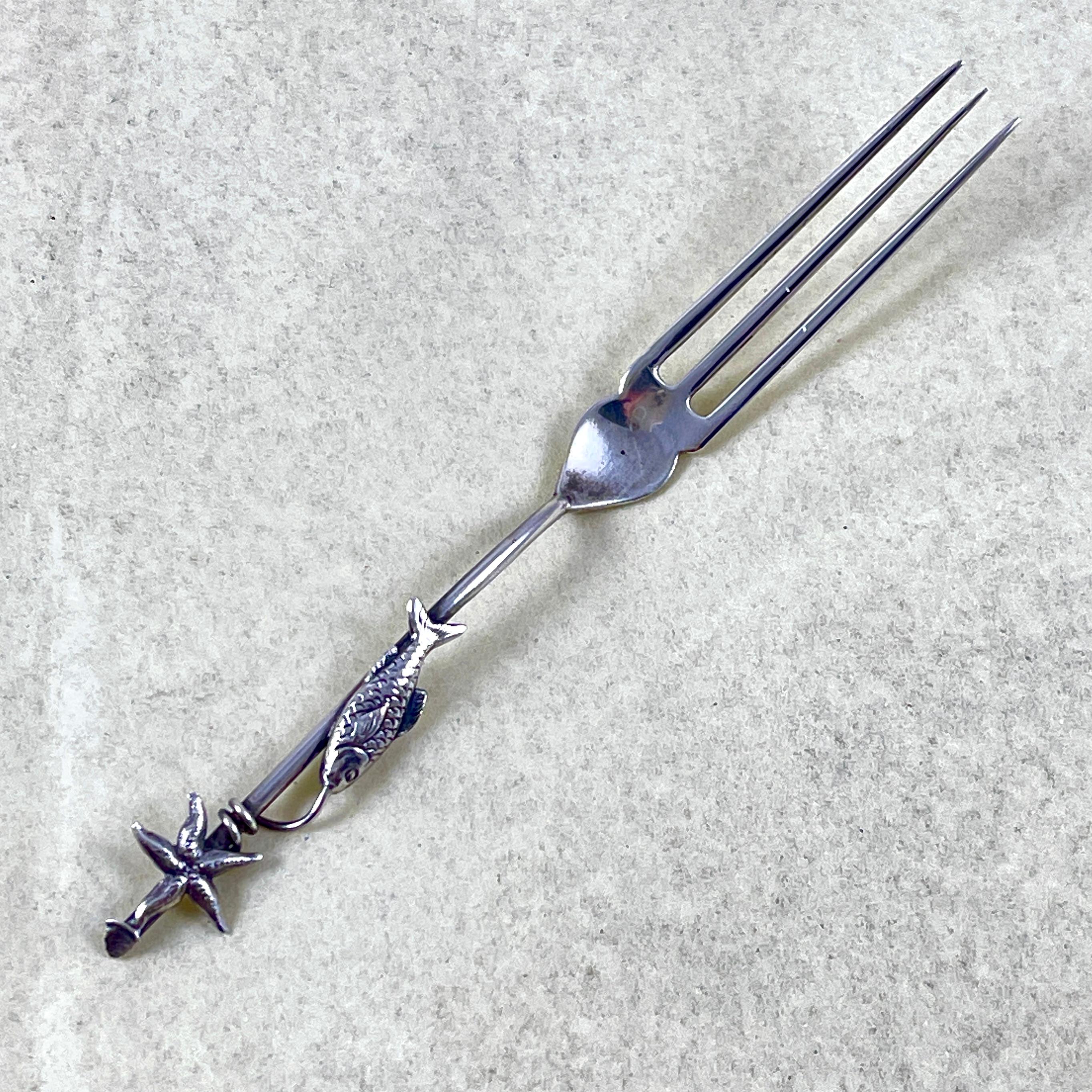 Hand-Crafted Artisan Sterling Silver Maritime Fishing Theme Lemon Fork For Sale