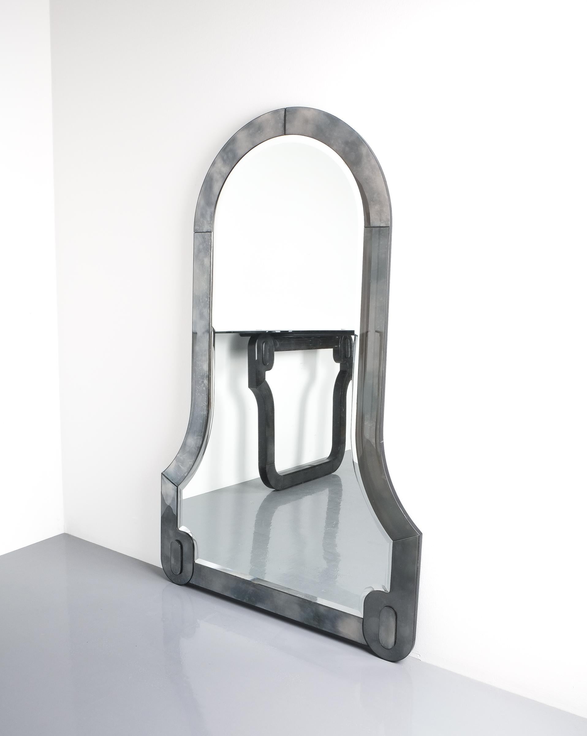 Specchio da parete artigianale in vetro neo barocco nero grigio marmo, Italia, 1980 in vendita 2