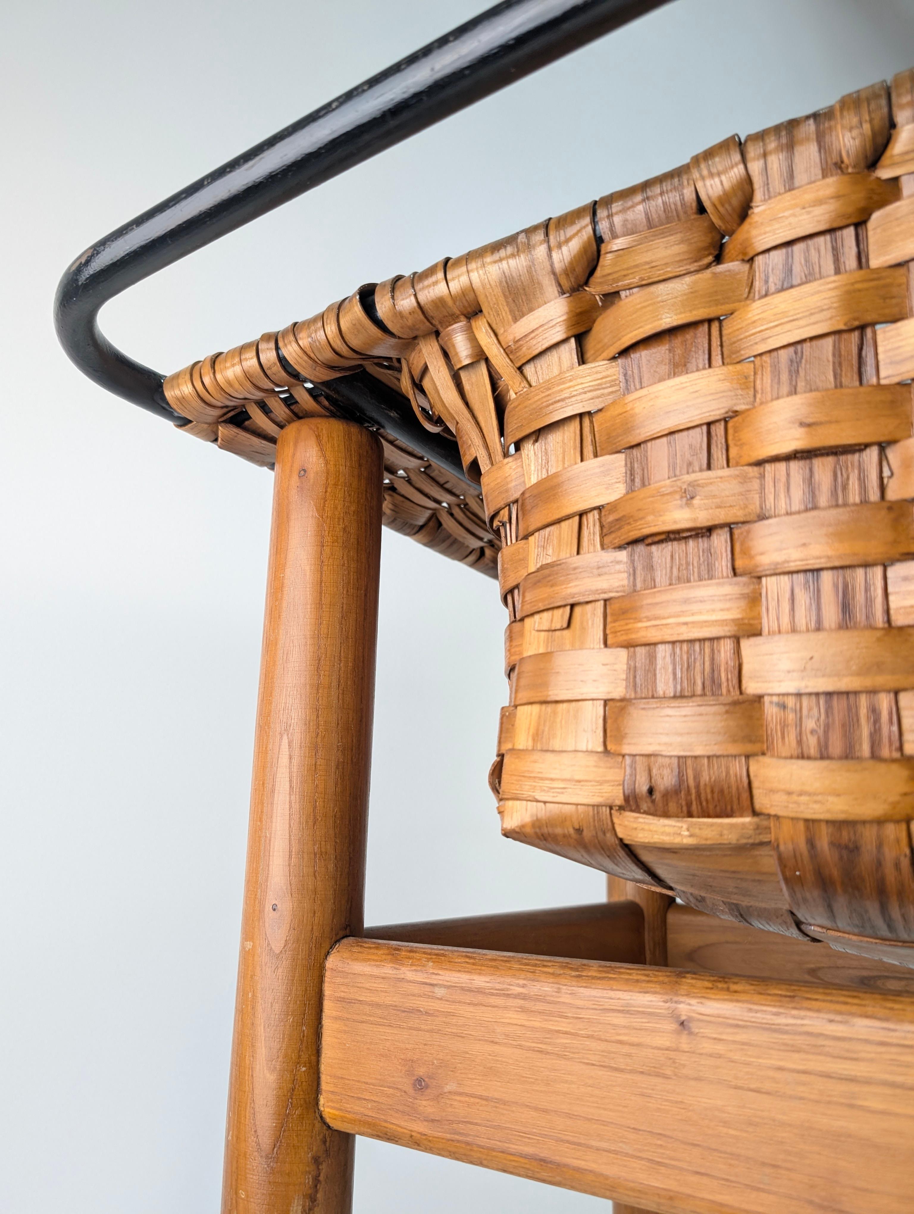 Late 20th Century Artisan Woven Chestnut Chair by Longinos, National Craft Award, Spain 1980s For Sale