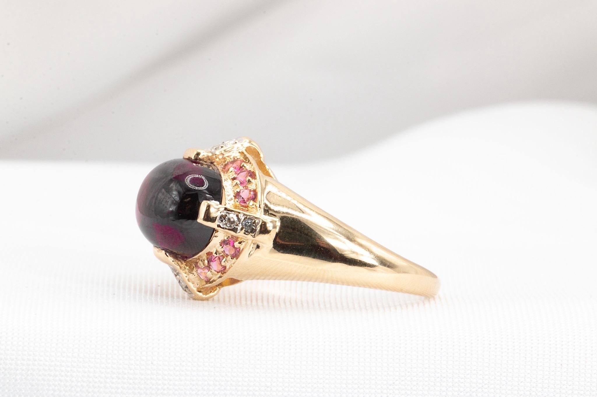 Artisanal 14K Gold and 5.21ct Cabochon Tourmaline Ring For Sale 1