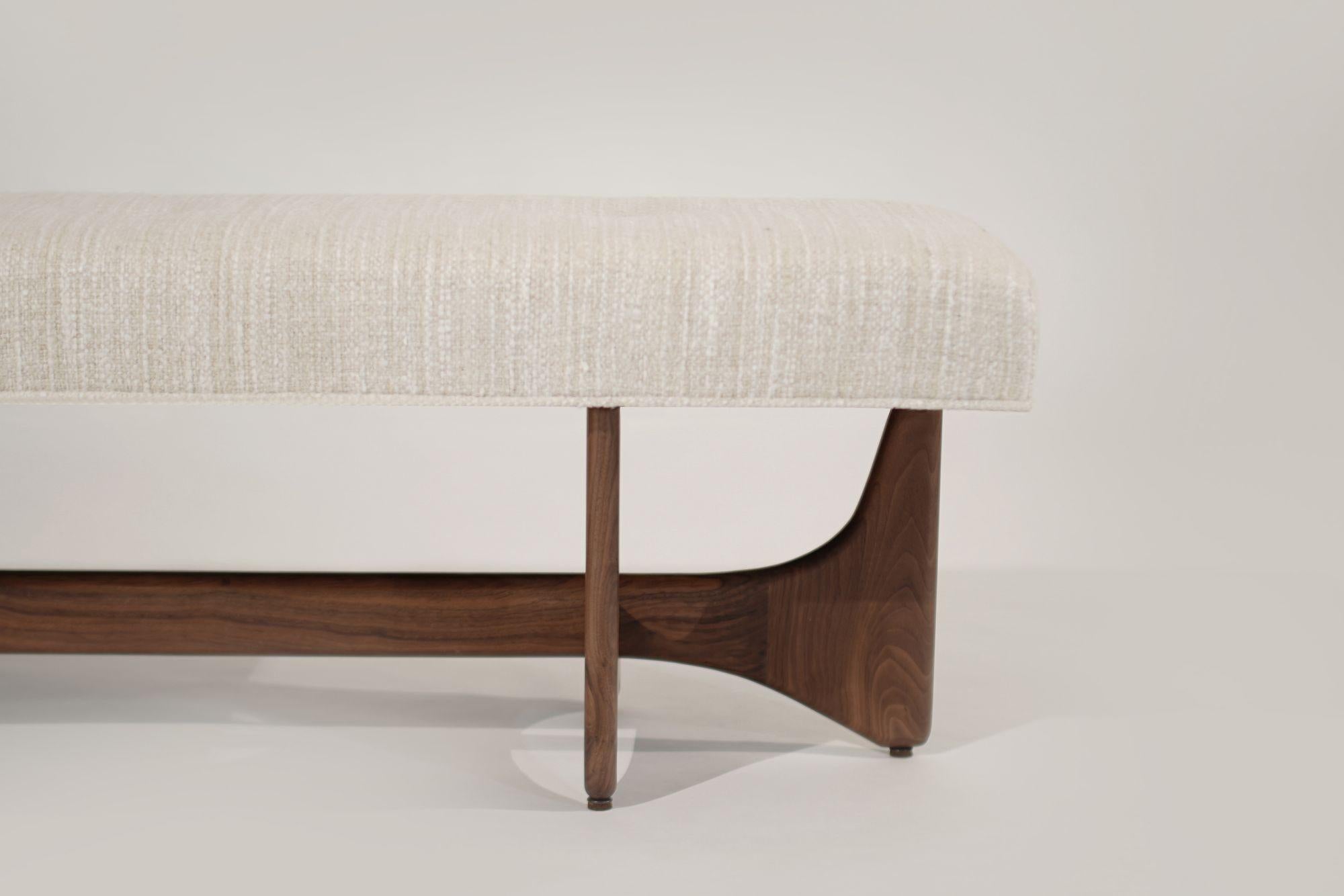 Banc artisanal en noyer naturel en vente 3