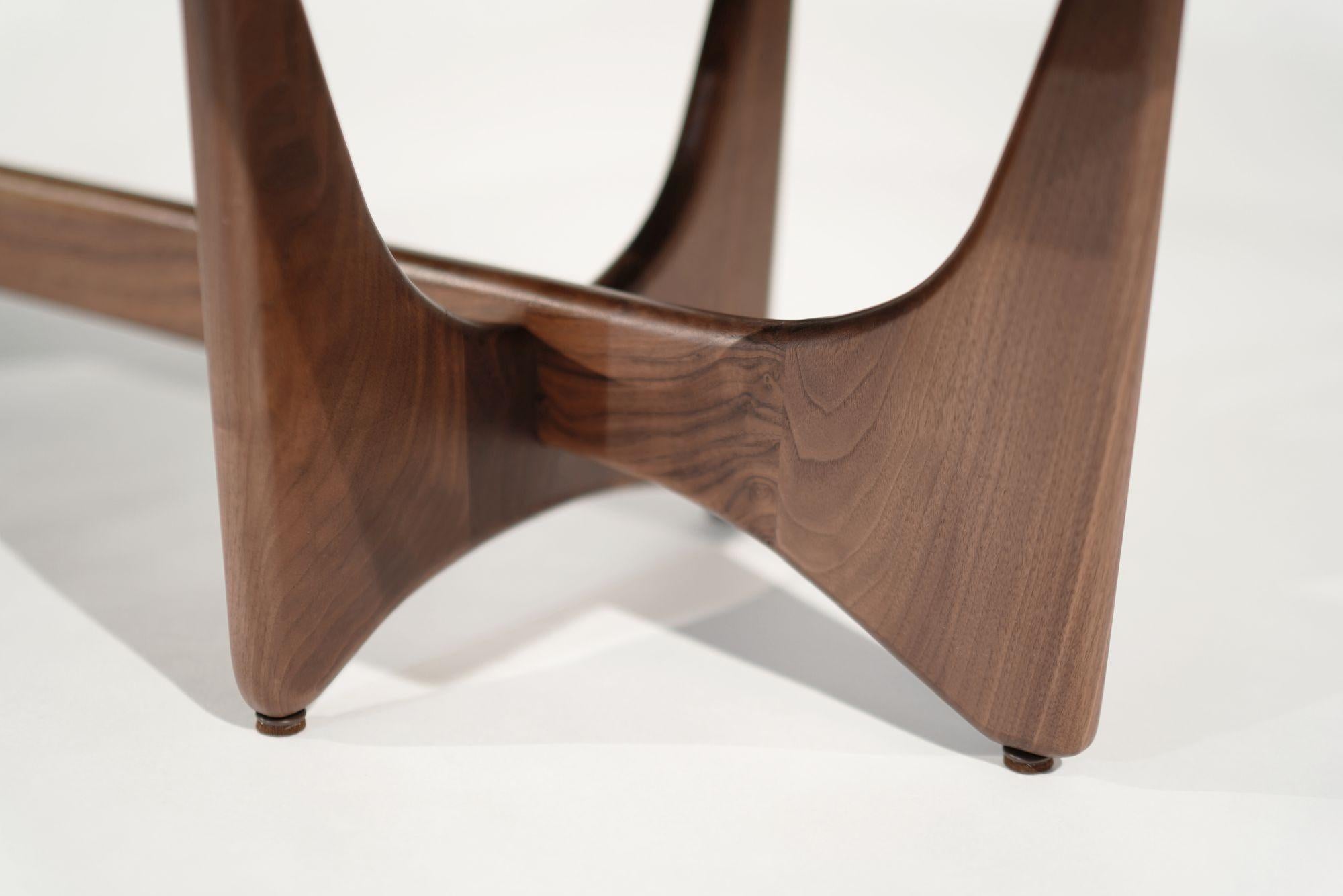 Banc artisanal en noyer naturel en vente 4