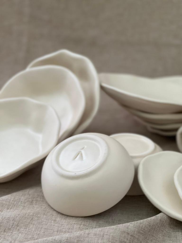 Artisanal Ceramic Saucer for Mug For Sale 2