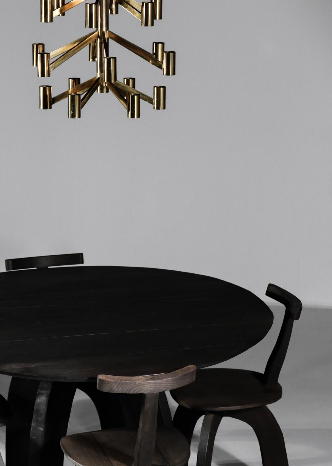 Kunsthandwerkliches Esstisch-Set aus rundem Tisch und Stühlen von Vincent Vincent, 80/20, gebranntes Holz im Angebot 7