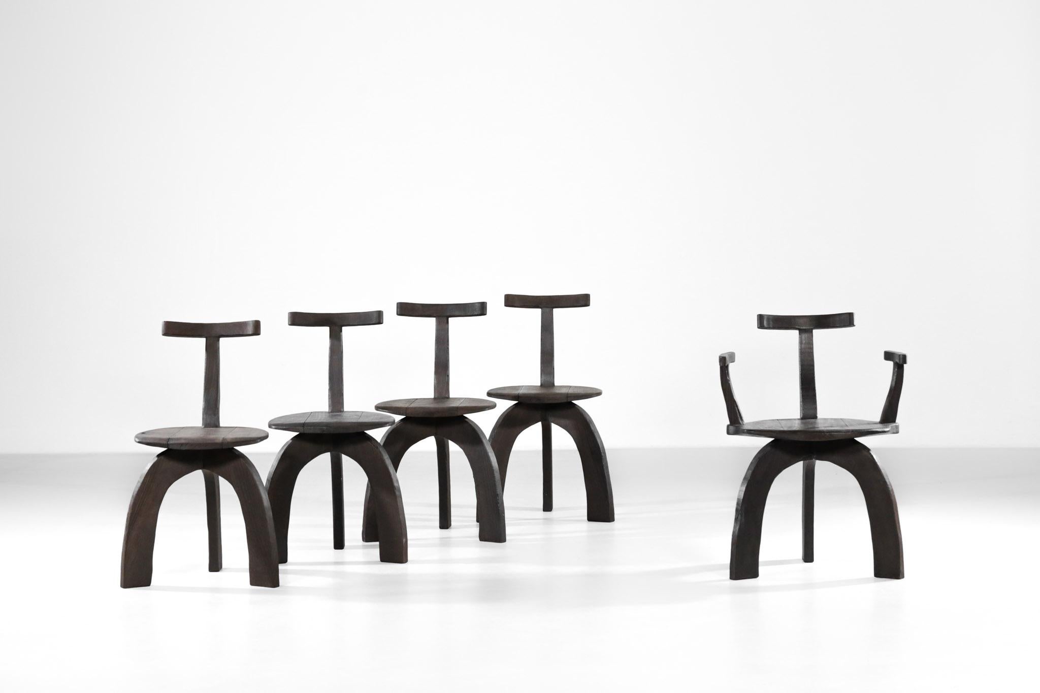 Conjunto de Comedor Artesanal Mesa Redonda y Sillas de Vincent Vincent 80/20 Madera Quemada en venta 10