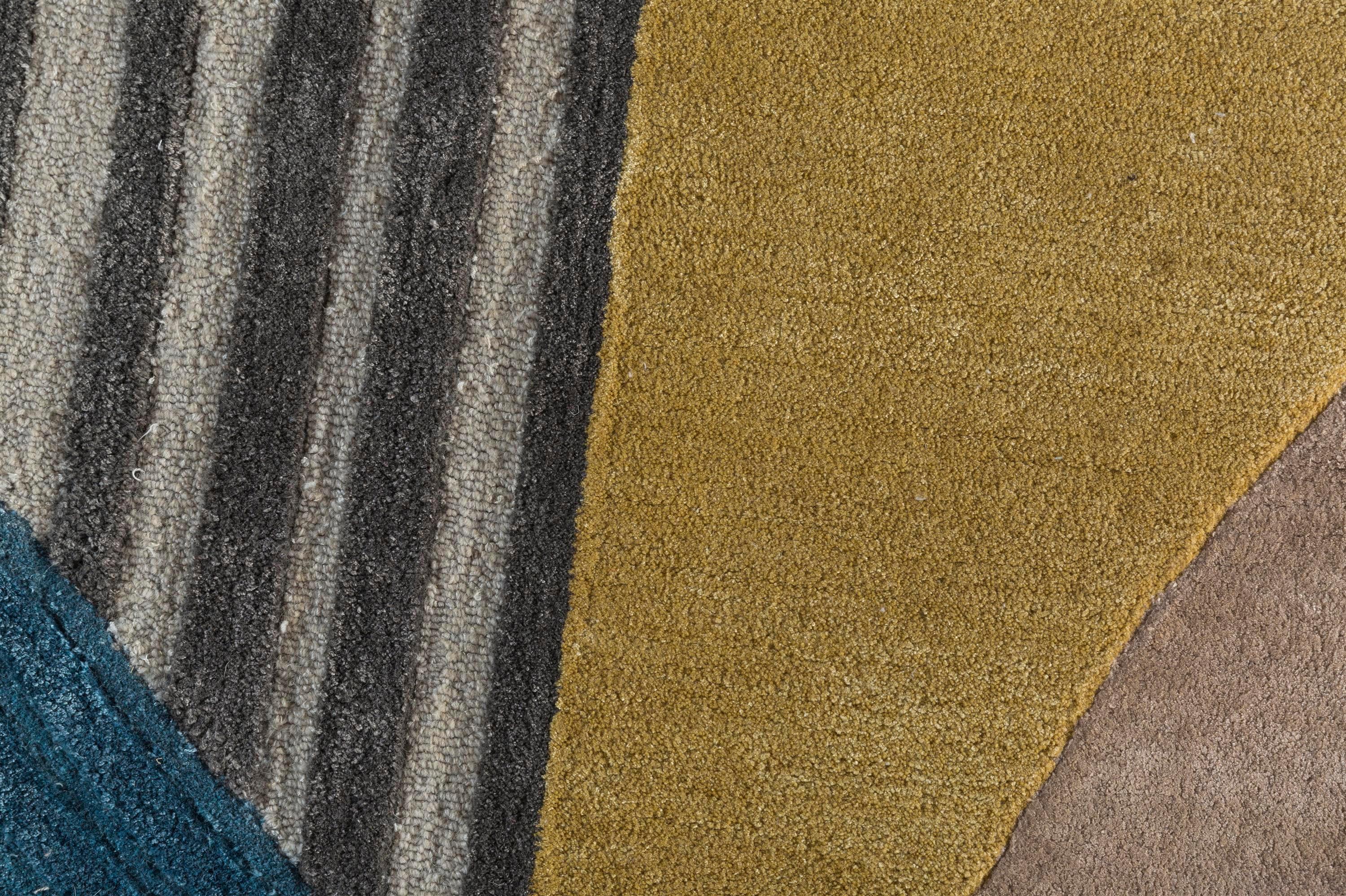 Indian Artisanal Folded Golden Apricot & Ink Blue 120x210 cm Hand Tufted Rug For Sale