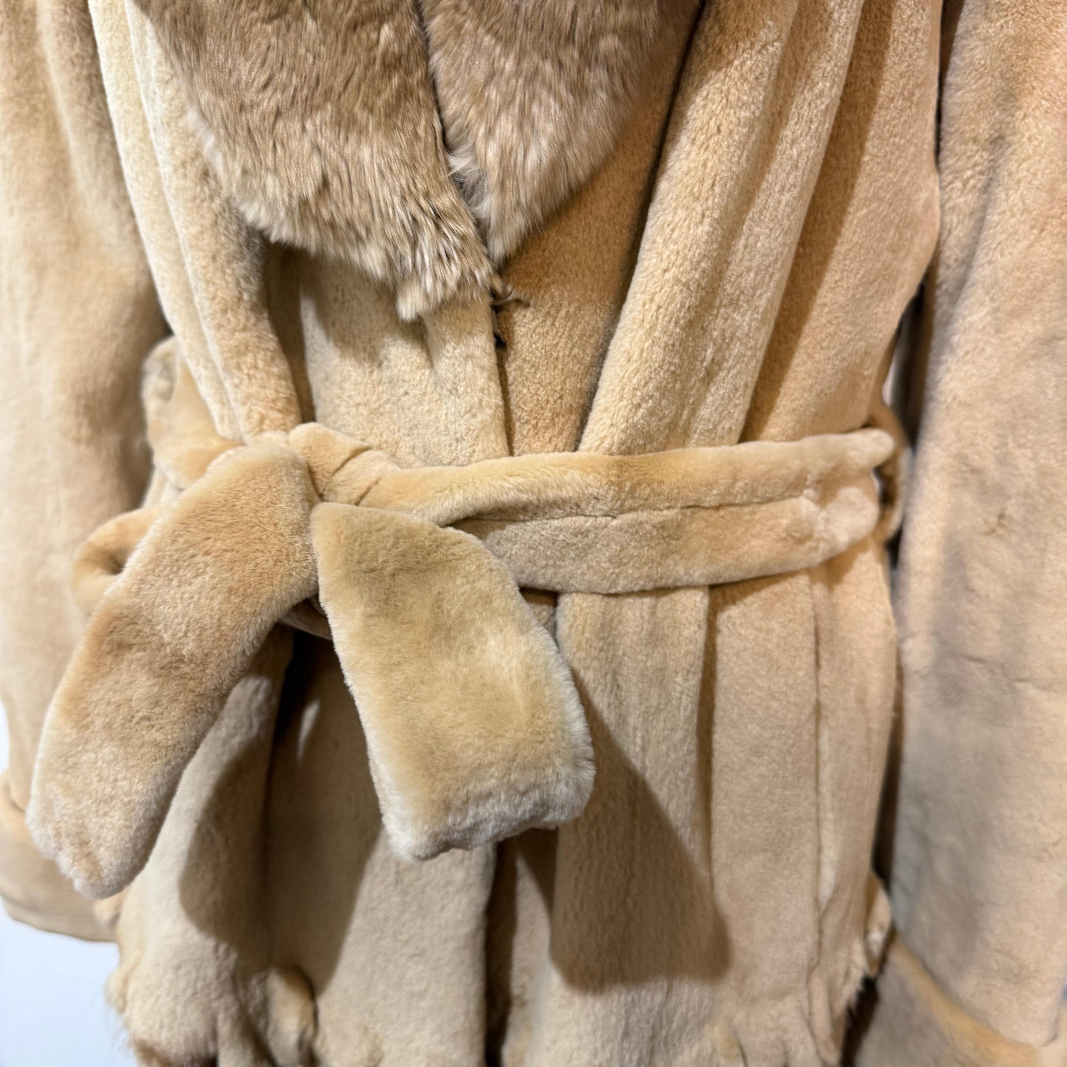 Donna Artisanal Honey Shaved Mink Fur Coat M in vendita