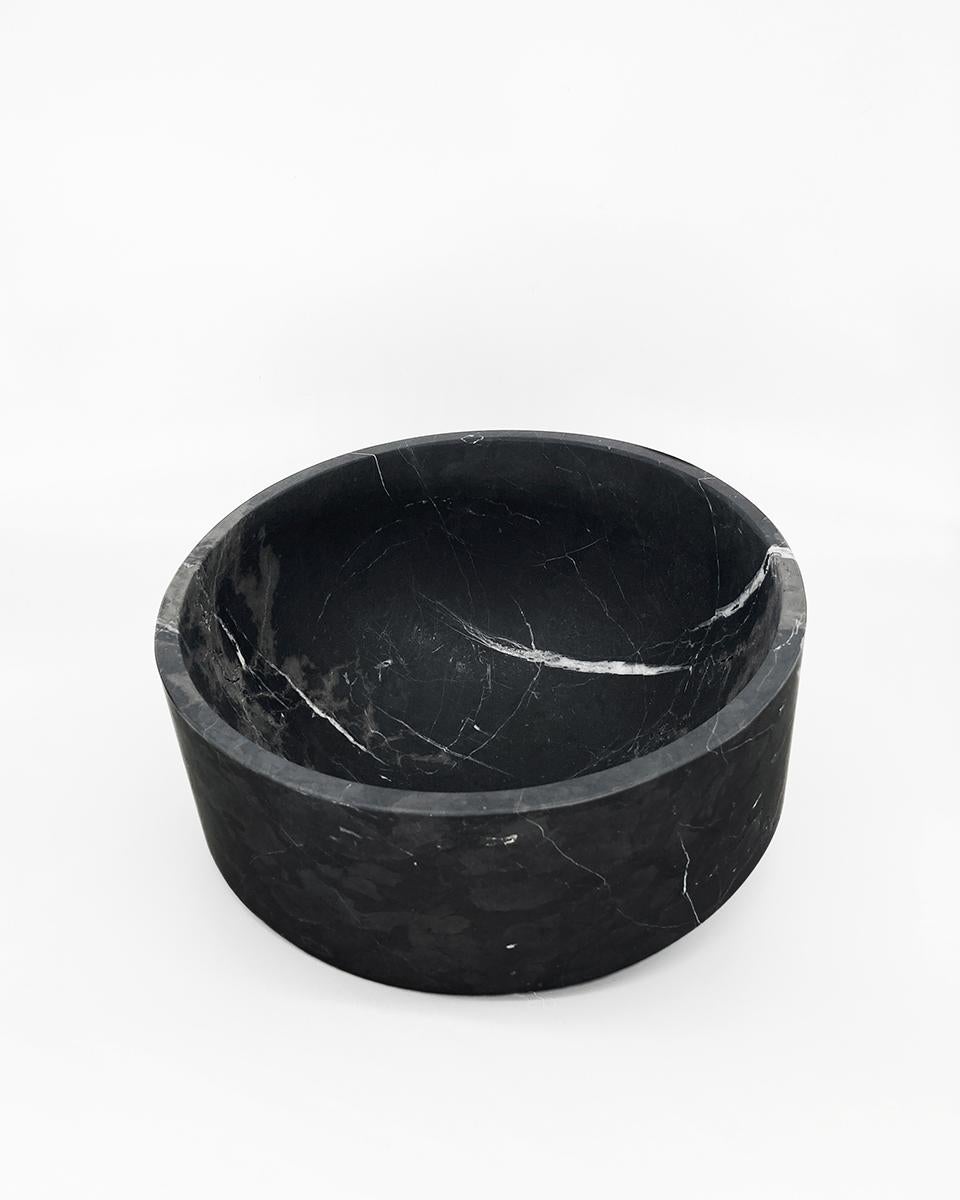 Mexican Artisanal Solid Black Marble Minimalist Talayot Bowl, Large, in Stock For Sale