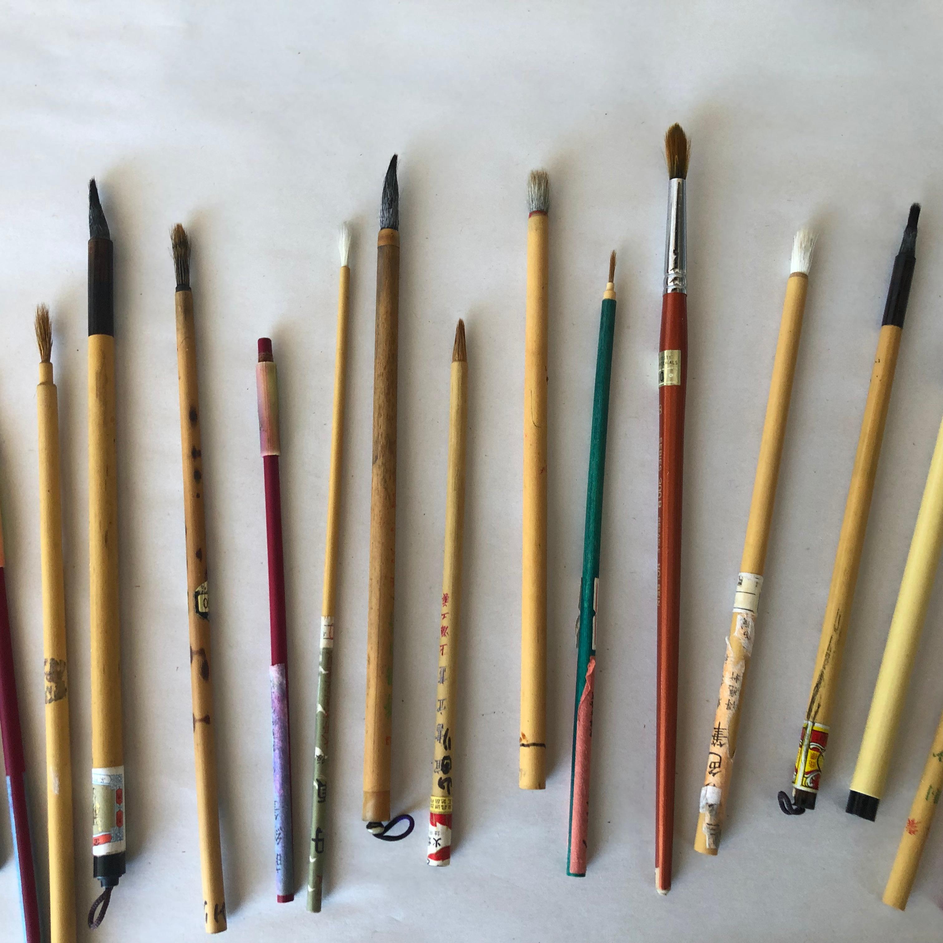Showa Artisan's Cache of 20 Old Chinese Paint Calligraphy Bamboo Brushes