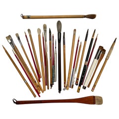 Artisan's Cache von 25 Bambusbürsten mit altem chinesischem Gemälde und Kalligraphie