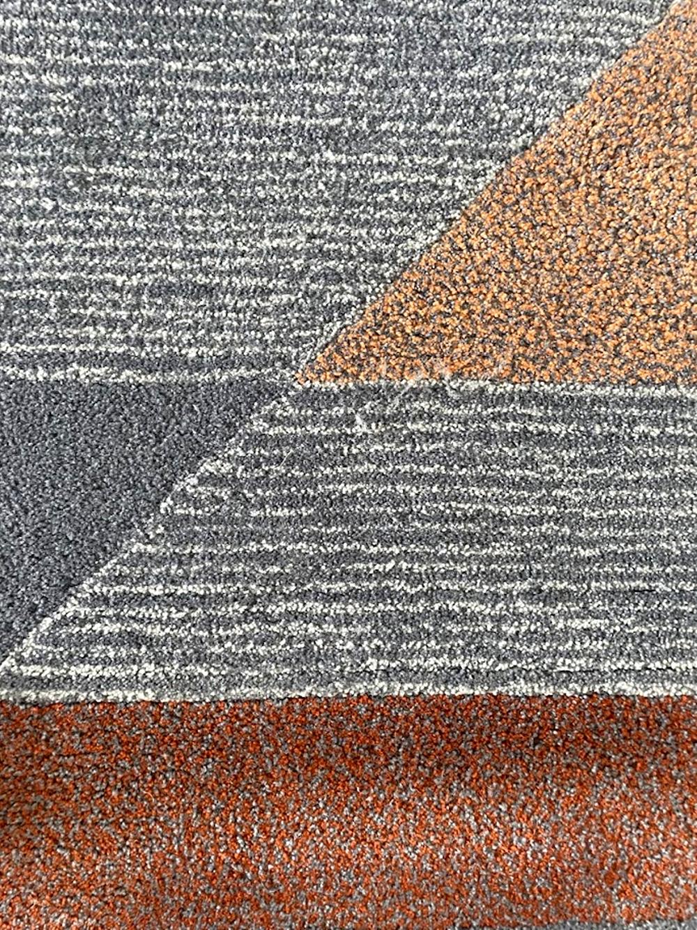Modern Artisca Vermont Hand Tufted Rug 1980-1990s France For Sale