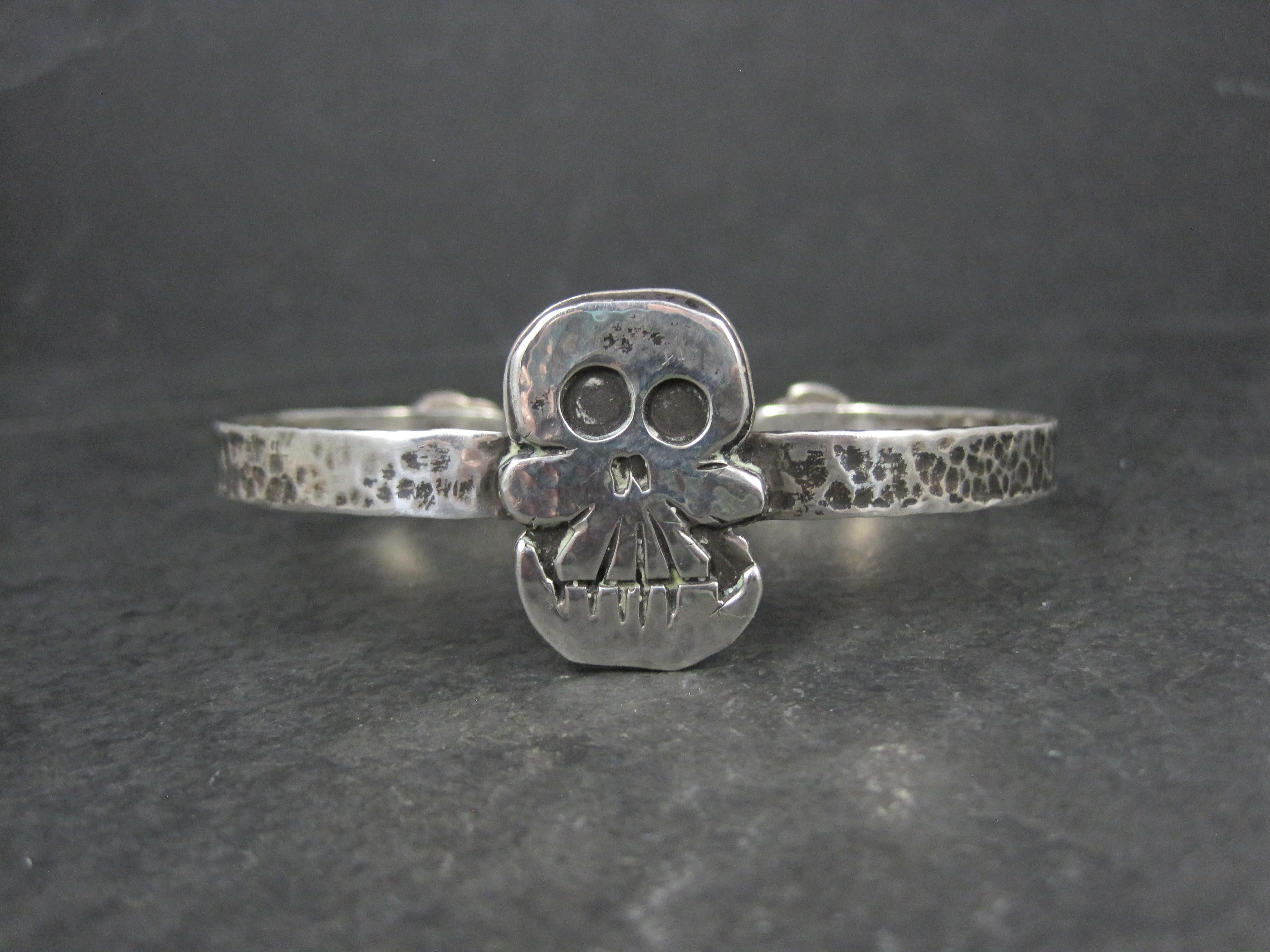 Artisian Sterling Silver Skull Cuff Bracelet 7 Inches For Sale 6