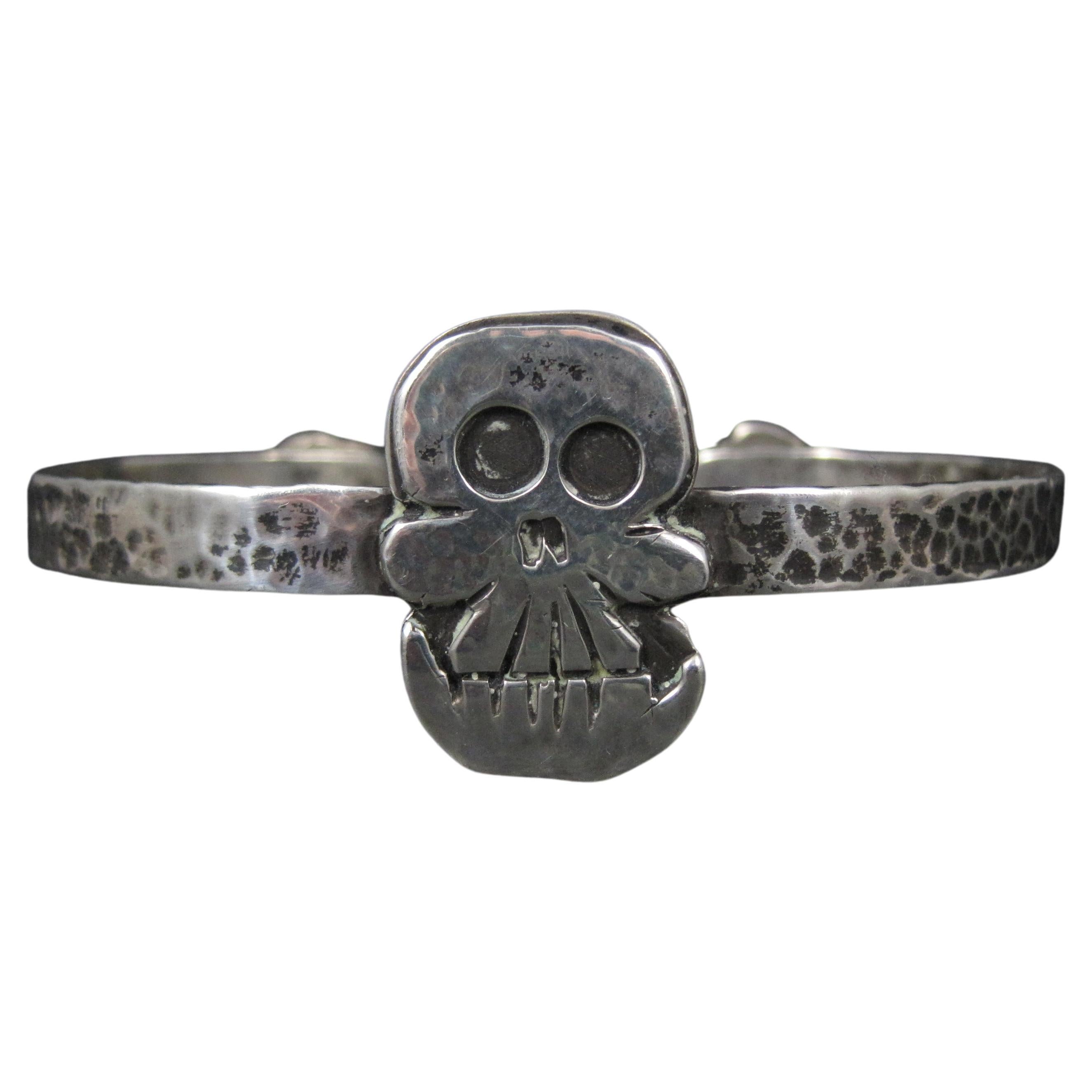 Artisian Sterling Silver Skull Cuff Bracelet 7 Inches For Sale