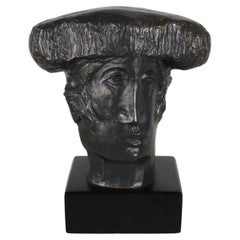 Sculpture de buste du milieu du siècle dernier d'un composite de tons de bronze de Matador